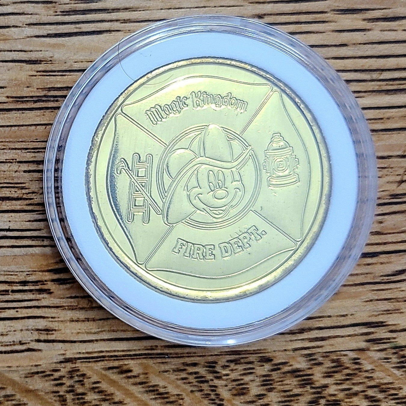 2024 Firefighter Mickey Coin Disney World Park Golden Color Metal Magic Kingdom