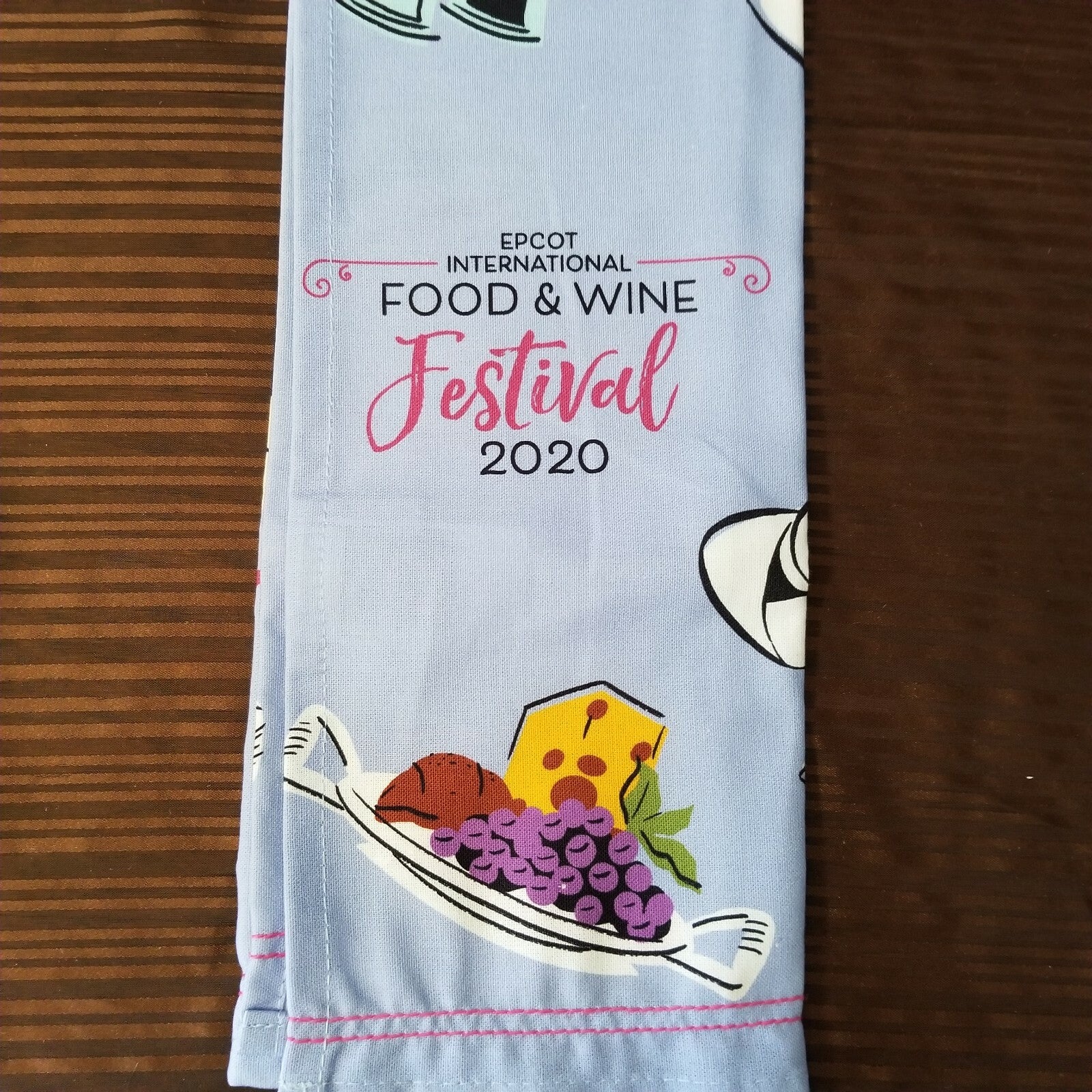 Disney 2020 EPCOT Food & Wine Festival Minnie Queen of Cuisine Towel & Potholder