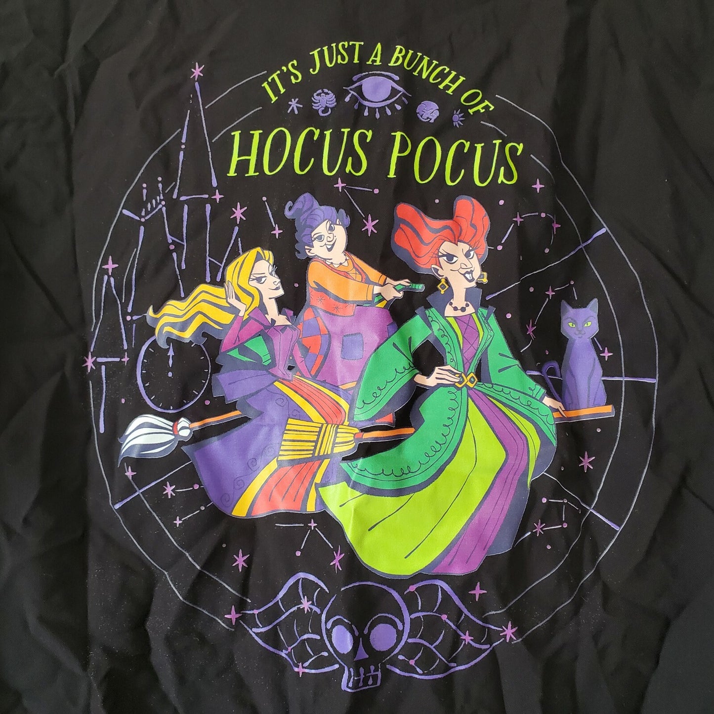 LARGE 2021 Walt Disney World Parks Hocus Pocus Shirt Adult Halloween Sanderson
