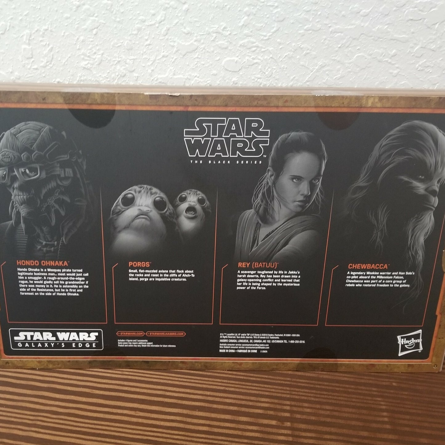 Disney Parks Star Wars Galaxy’s Edge Black Series Action Figures Smuggler’s Run