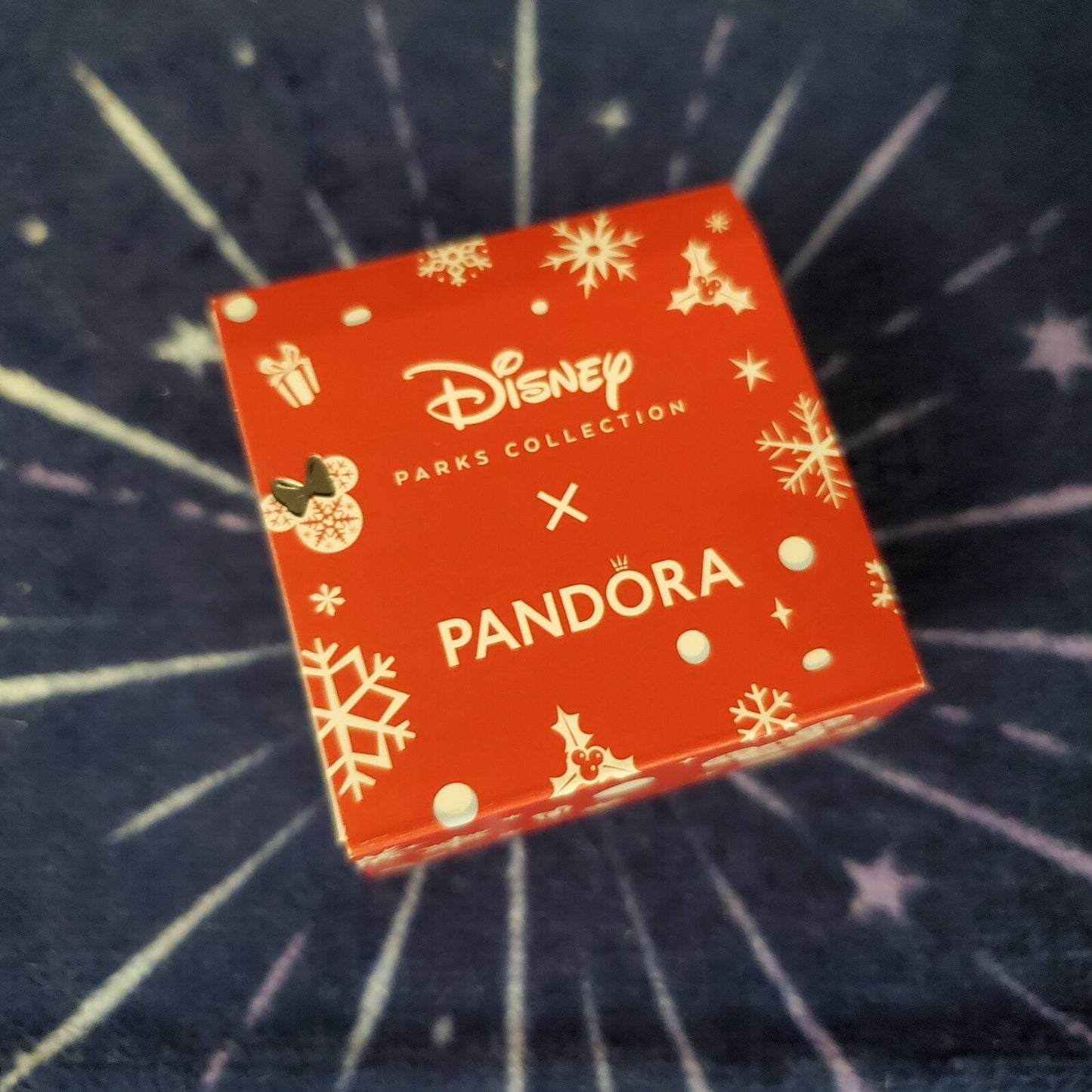 2021 Disney Parks Pandora Holiday Christmas Happy Holly Days 3 Charm Set
