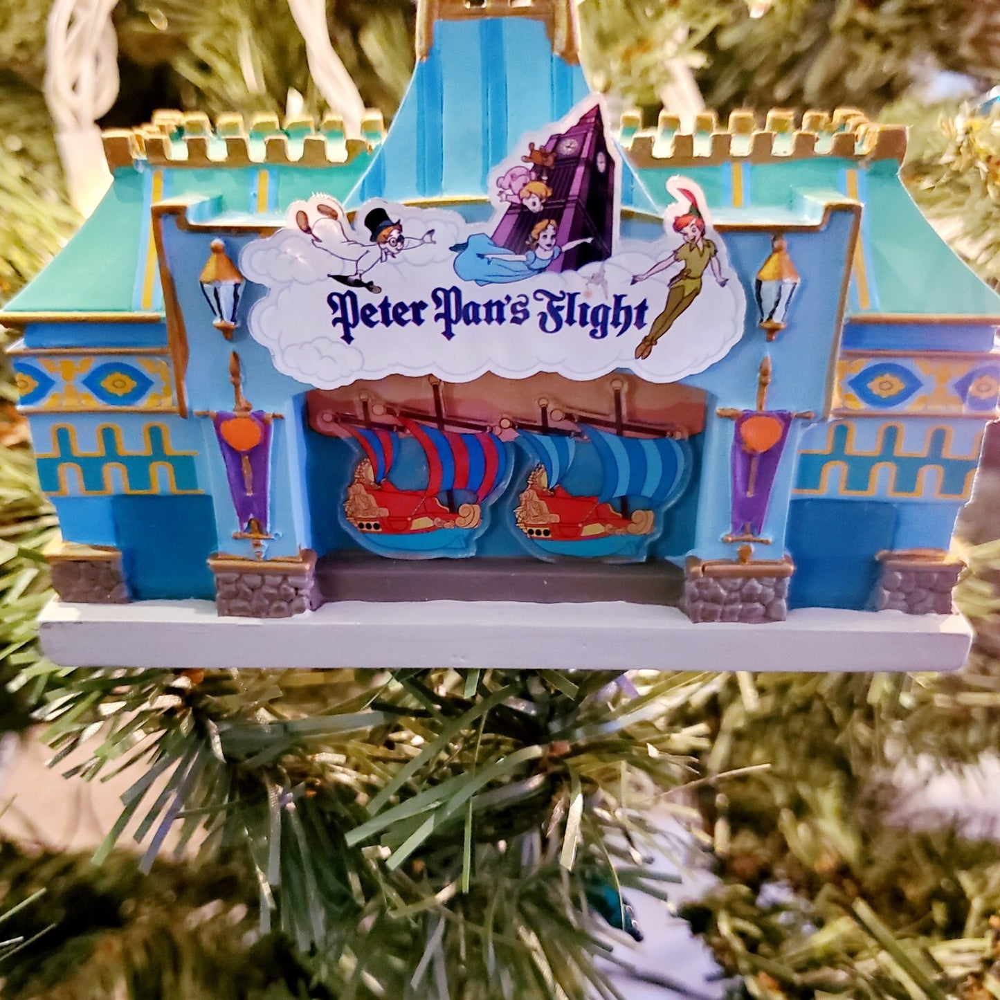 2022 Disney Parks Peter Pan’s Flight Attraction Hook Pan Christmas Ornament New