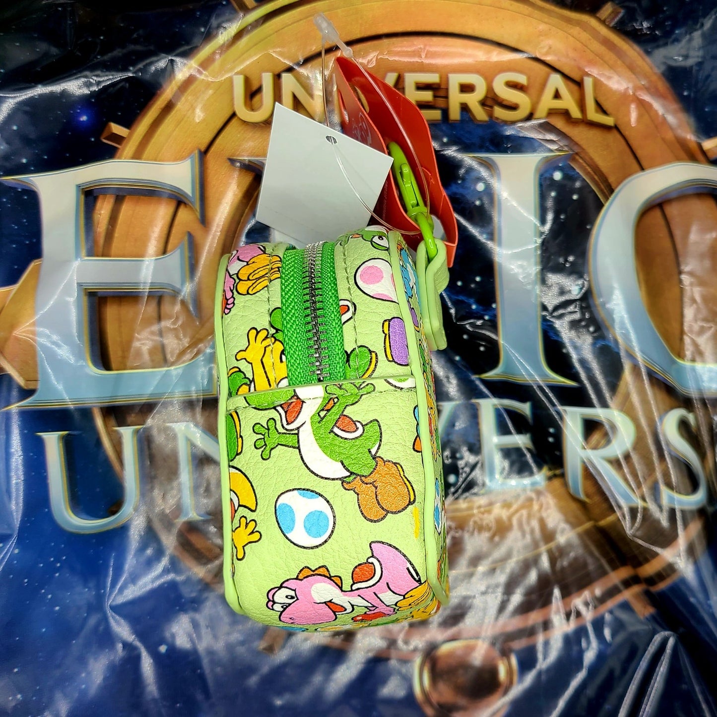 NEW Universal Orlando Epic Universe Super Nintendo World Yoshi Backpack Keychain
