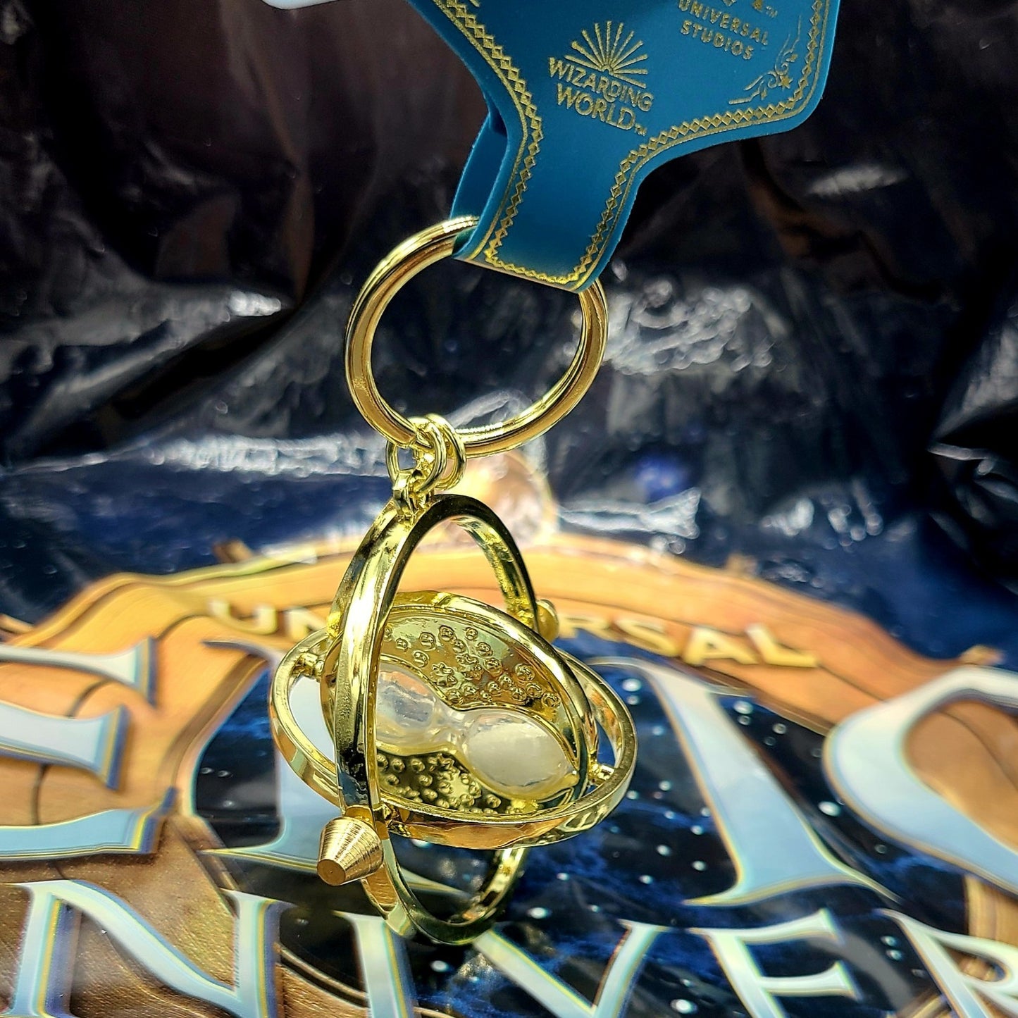 EPIC Universe Universal Harry Potter Ministry Of Magic Time Turner Keychain NEW
