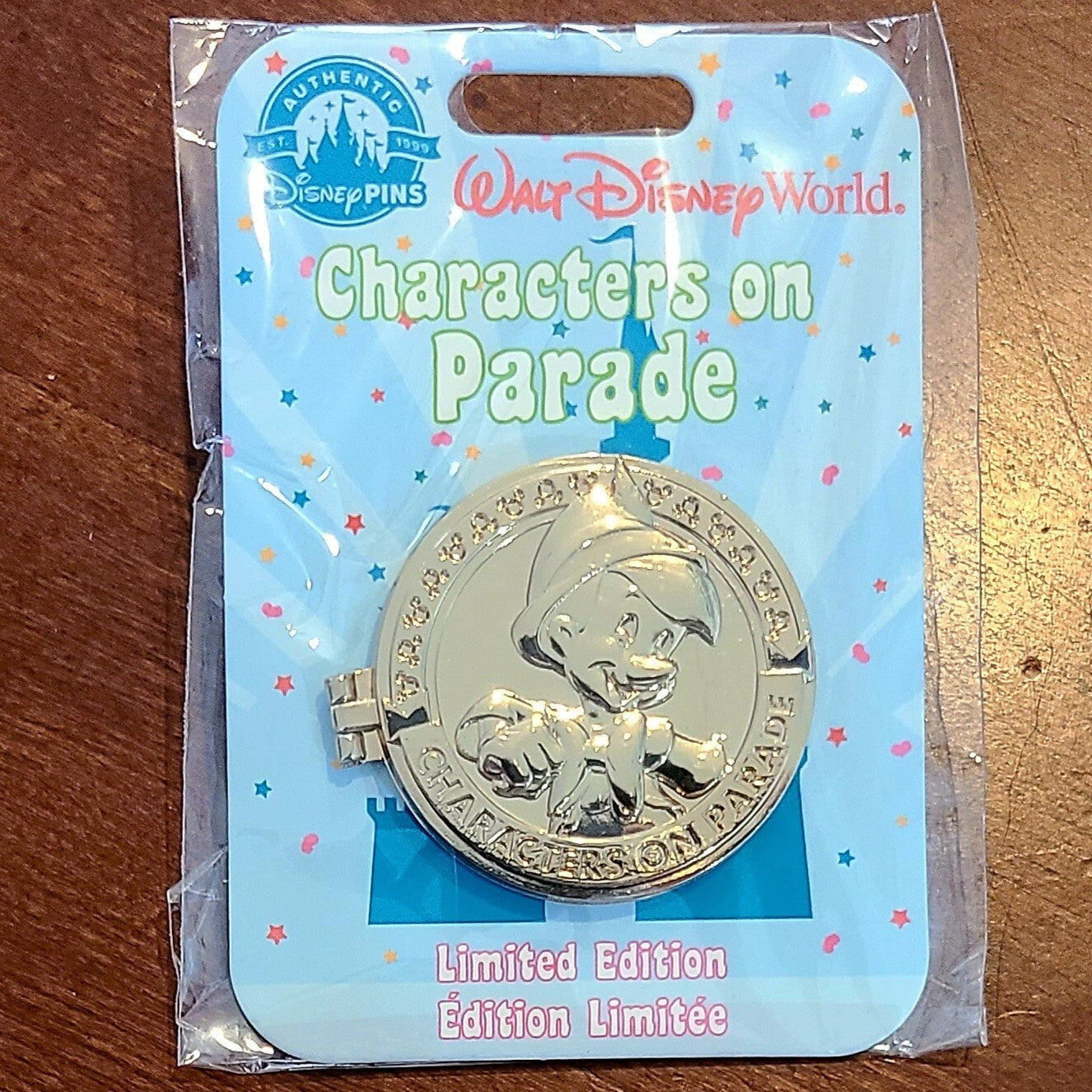 Disney Parks CHARACTERS ON PARADE Gold Coin Pinocchio Parade Float LE 2750 Pin