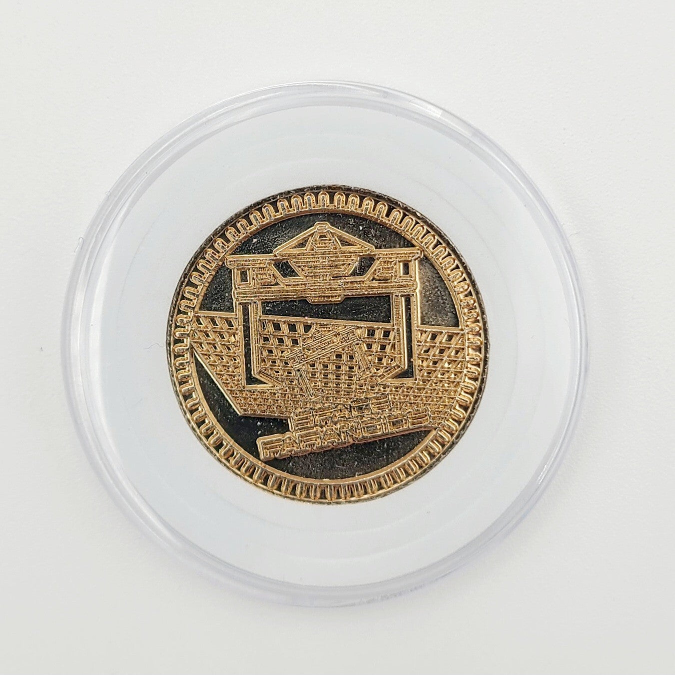 Tron Space Paranoids Coin Disney Park Flynns Arcade Golden Color Metal Medallion