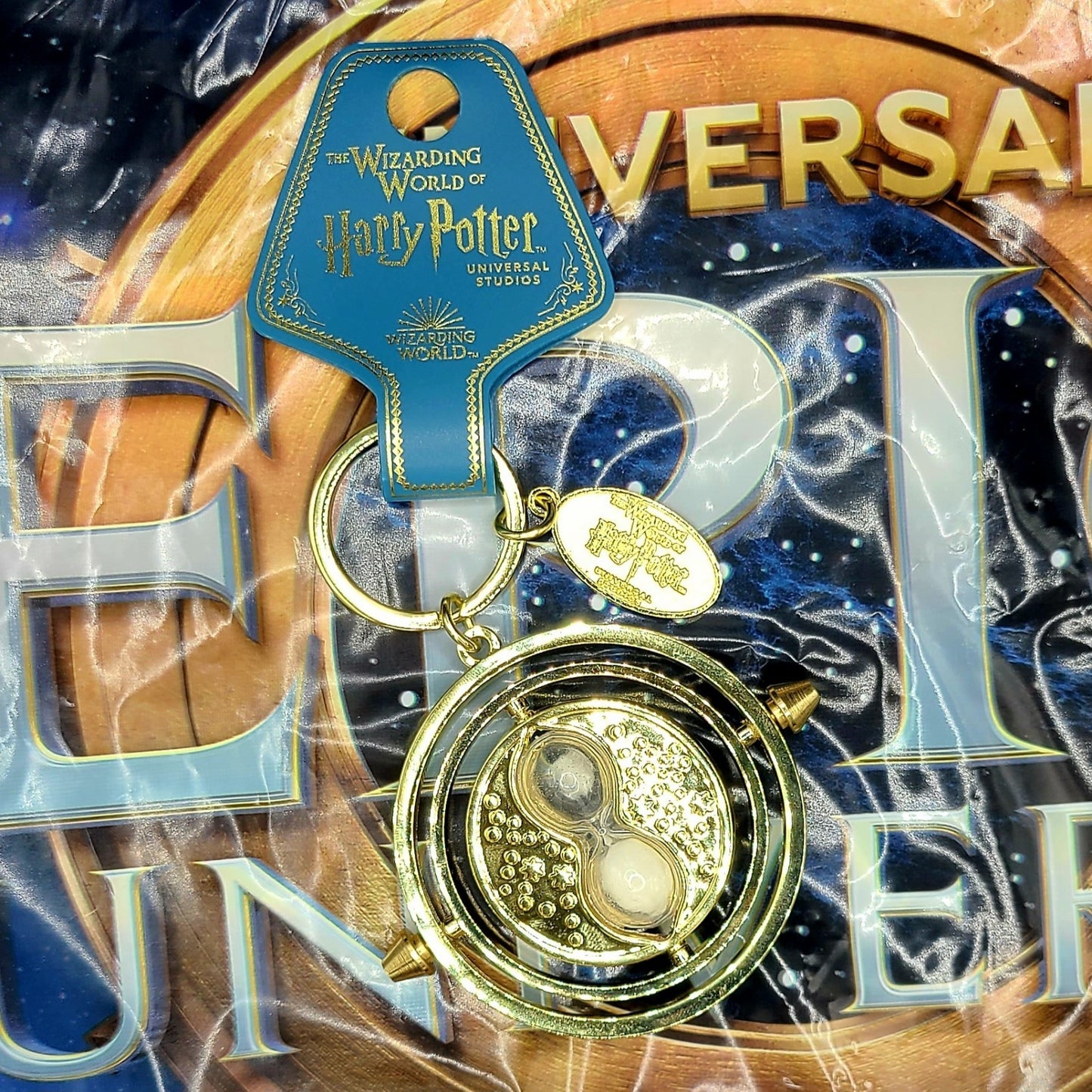 EPIC Universe Universal Harry Potter Ministry Of Magic Time Turner Keychain NEW