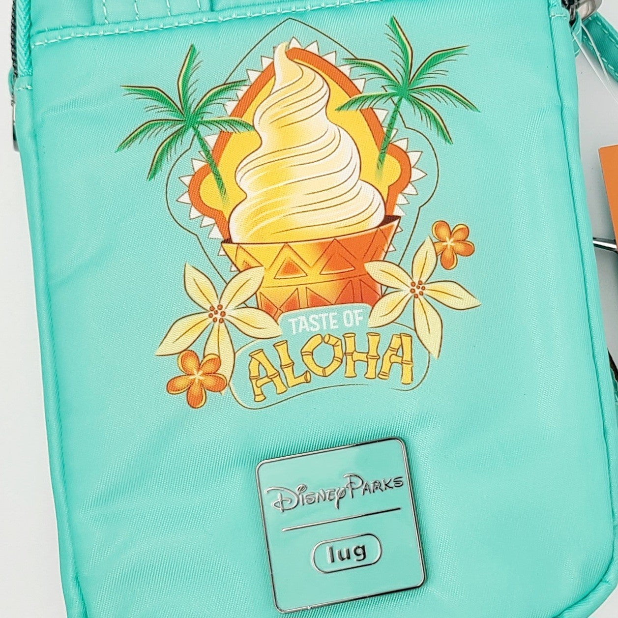 2025 Disney Parks Polynesian Resort Tiki Maui Lug Mini Skeeter Crossbody Bag NEW