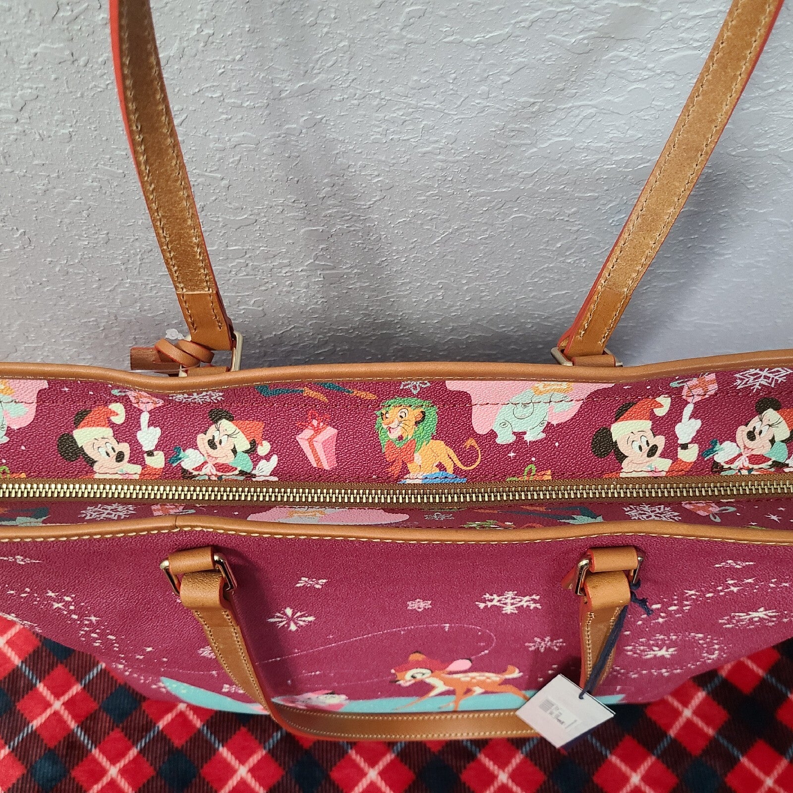 EXACT Tote 2023 Disney Park Dooney Bourke Christmas Mickey Mouse Bambi Purse Bag
