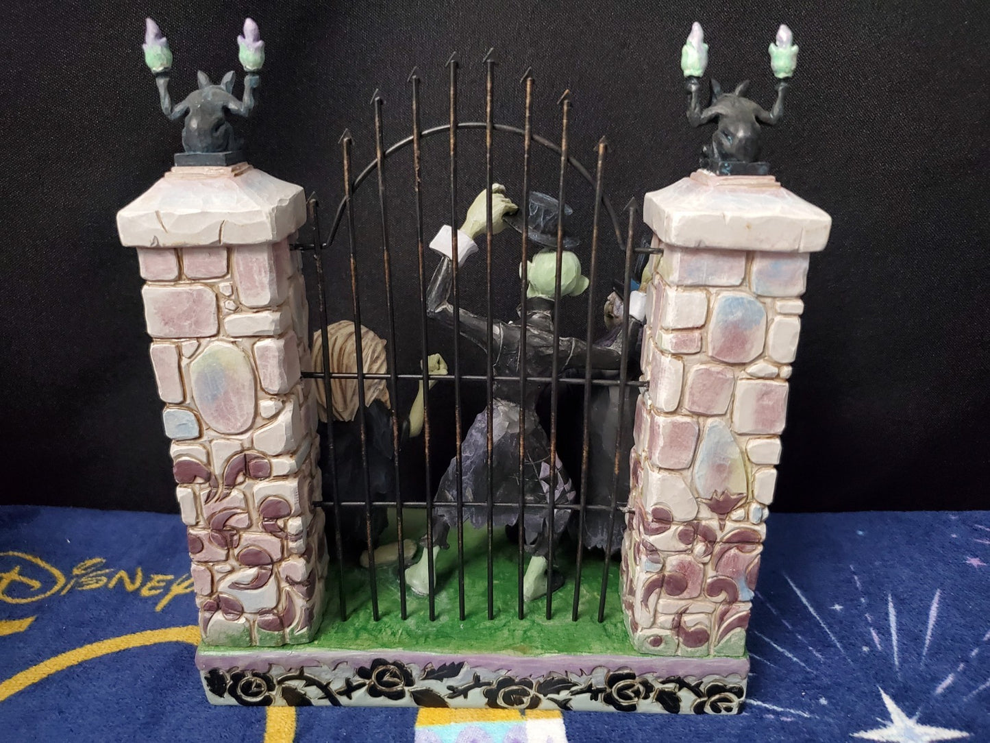 NEW Jim Shore Disney Park Traditions Haunted Mansion Hitchhiking Ghosts 4044185
