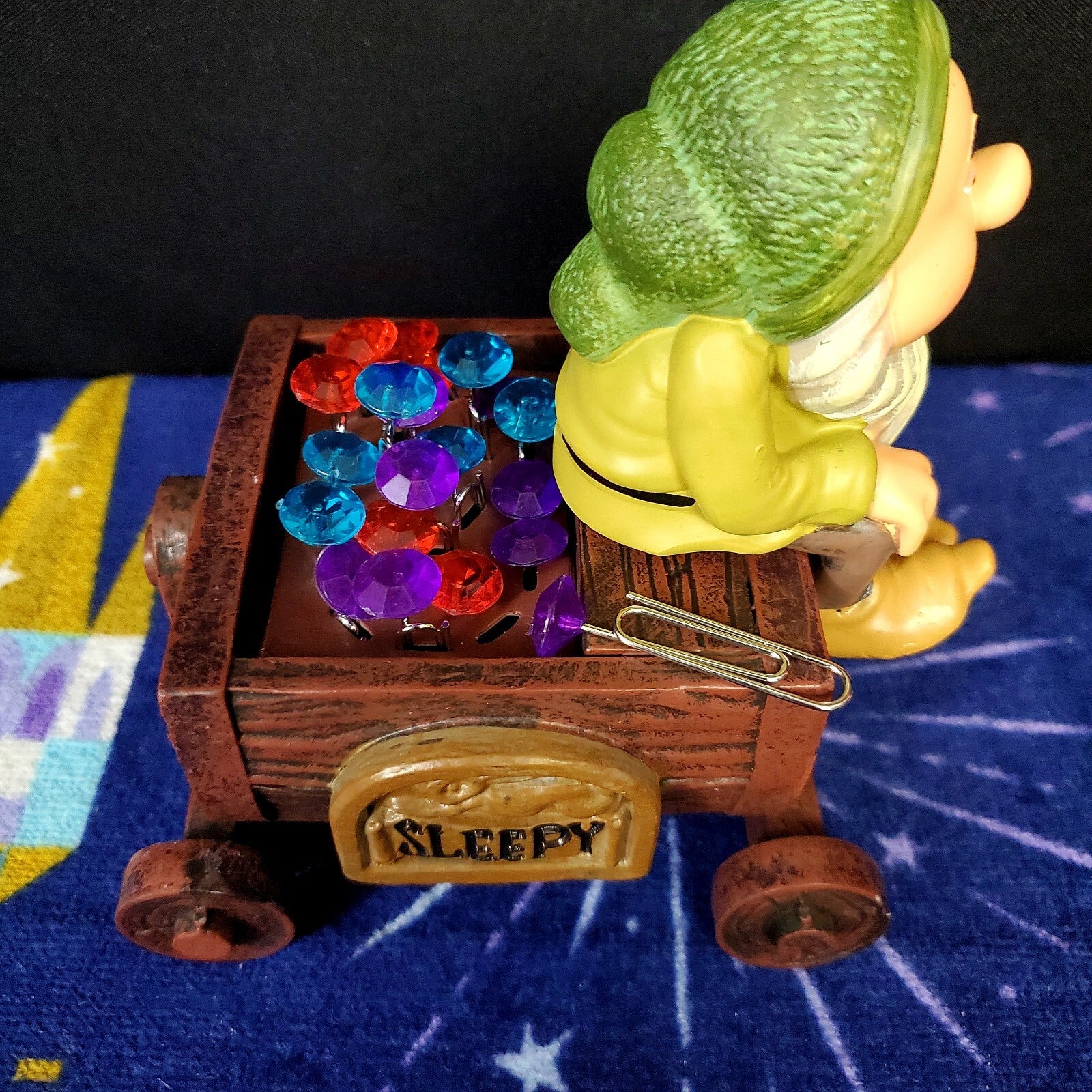 2022 Disney Parks Snow White & Seven Dwarfs Sleepy Figural Desk Trinket Tray 85