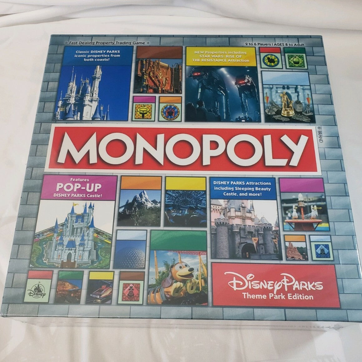 2020 Disney Parks Theme Park Edition Monopoly Game Pop-Up Castle NEW SEALED!