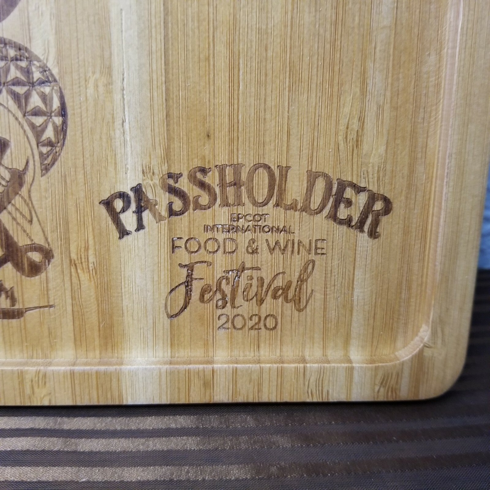 Disney Parks EPCOT Food & Wine Festival Olive To Cook AP Passholder Wooden Tray