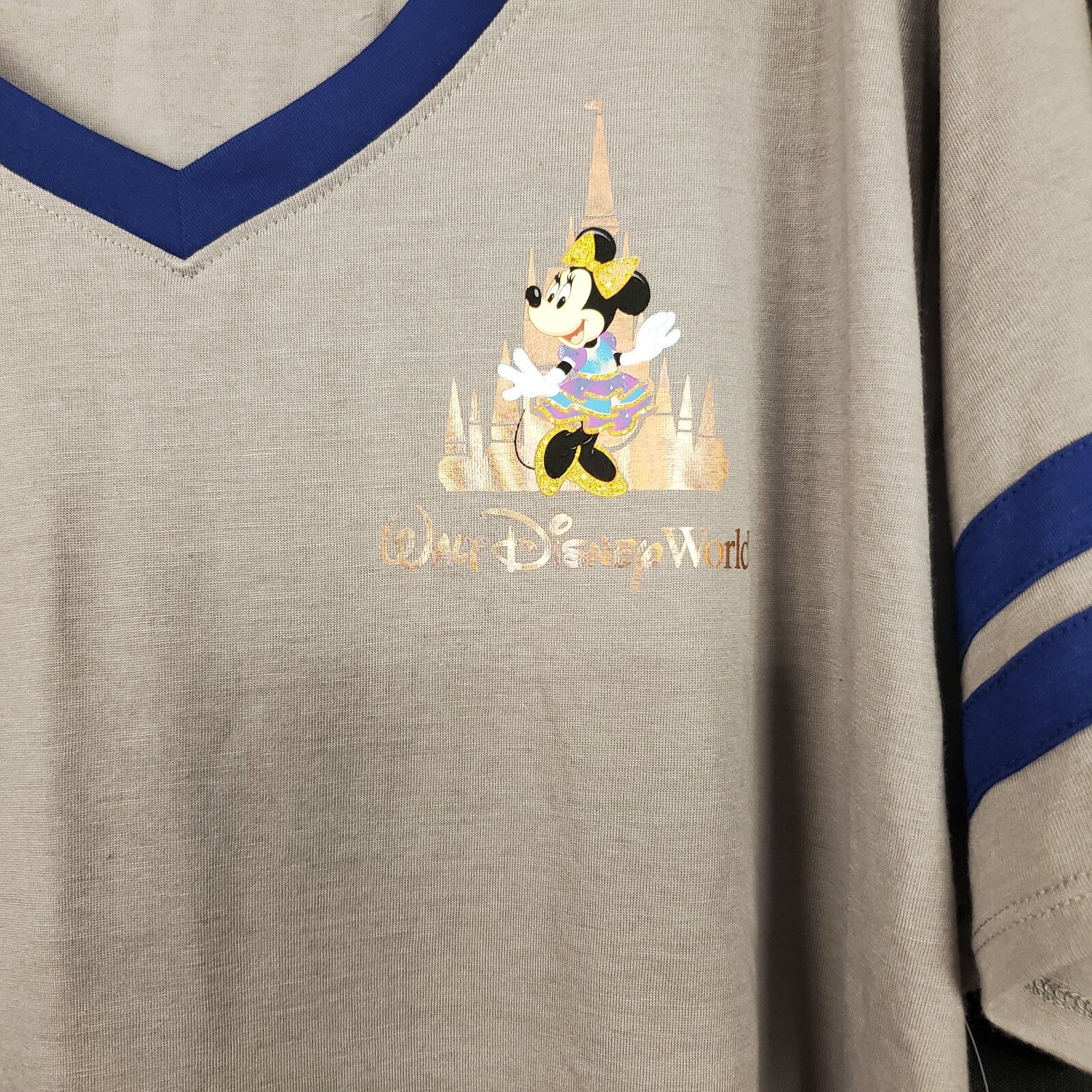 LARGE Walt Disney World 50th Anniversary Minnie Mouse V Neck Ladies Shirt Castle