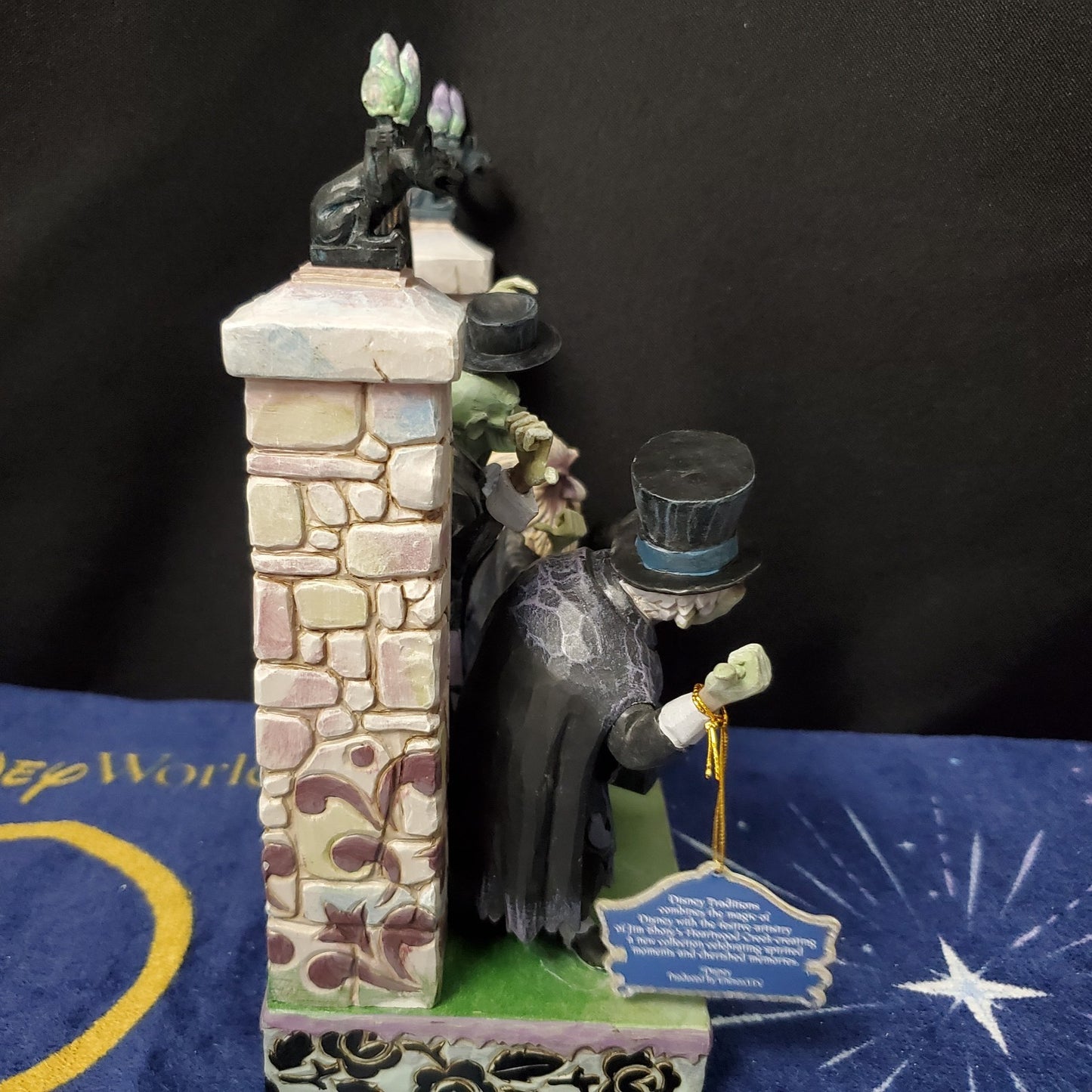 NEW Jim Shore Disney Park Traditions Haunted Mansion Hitchhiking Ghosts 4044185