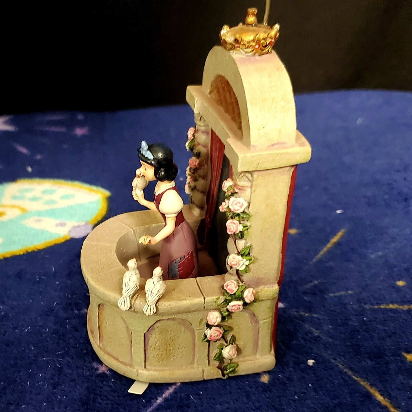 Disney Snow White MUSICAL Living Magic Sketchbook Ornament New with Tag NWT