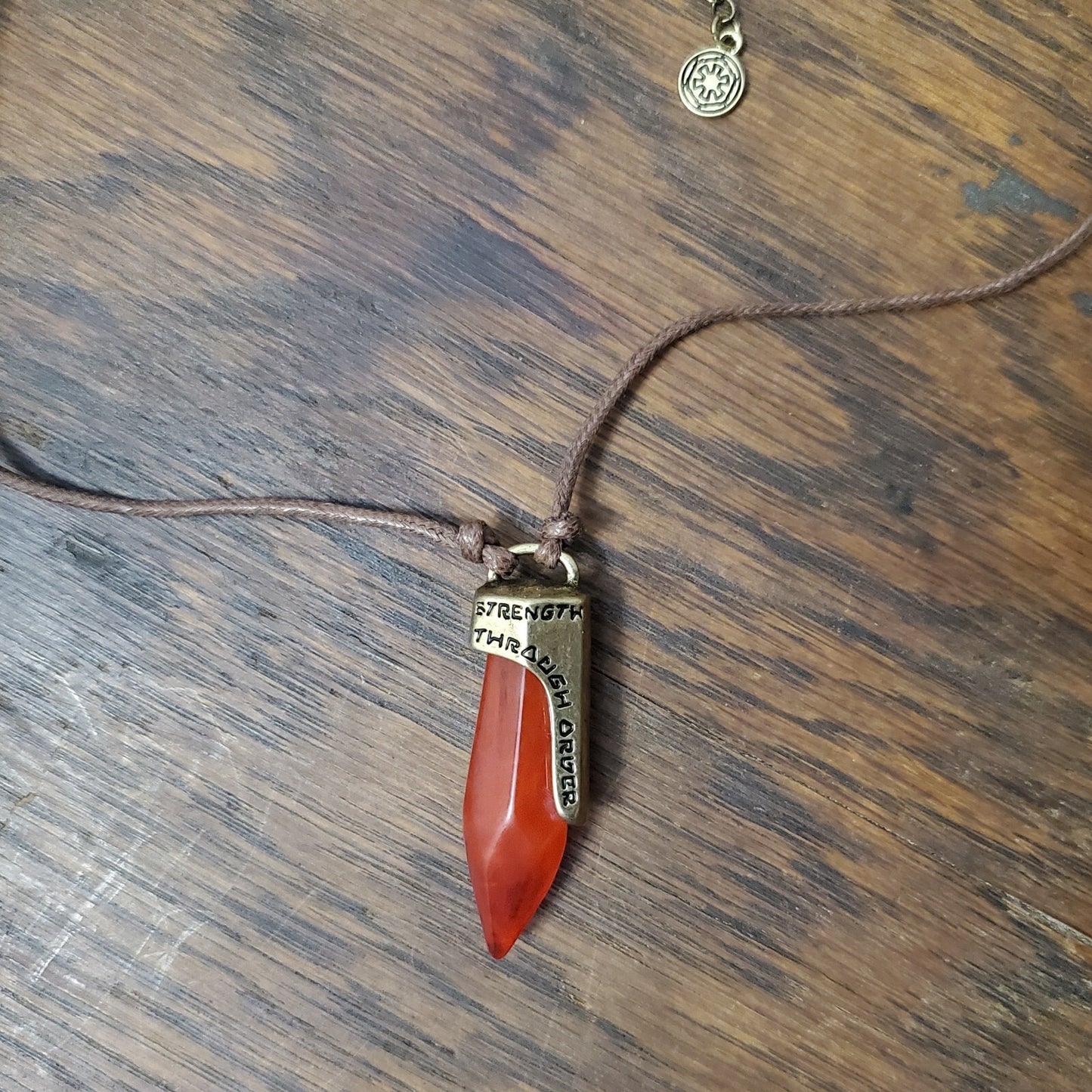 Disney World Star Wars Galaxy’s Edge Red Kyber Crystal Necklace Dok-Ondar's