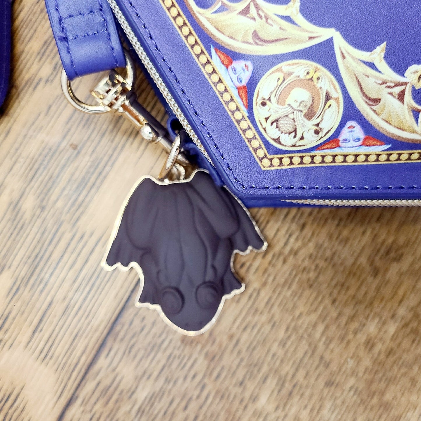 *Chocolate Frog Crossbody* Universal Studios Harry Potter Honeydukes Purse Bag