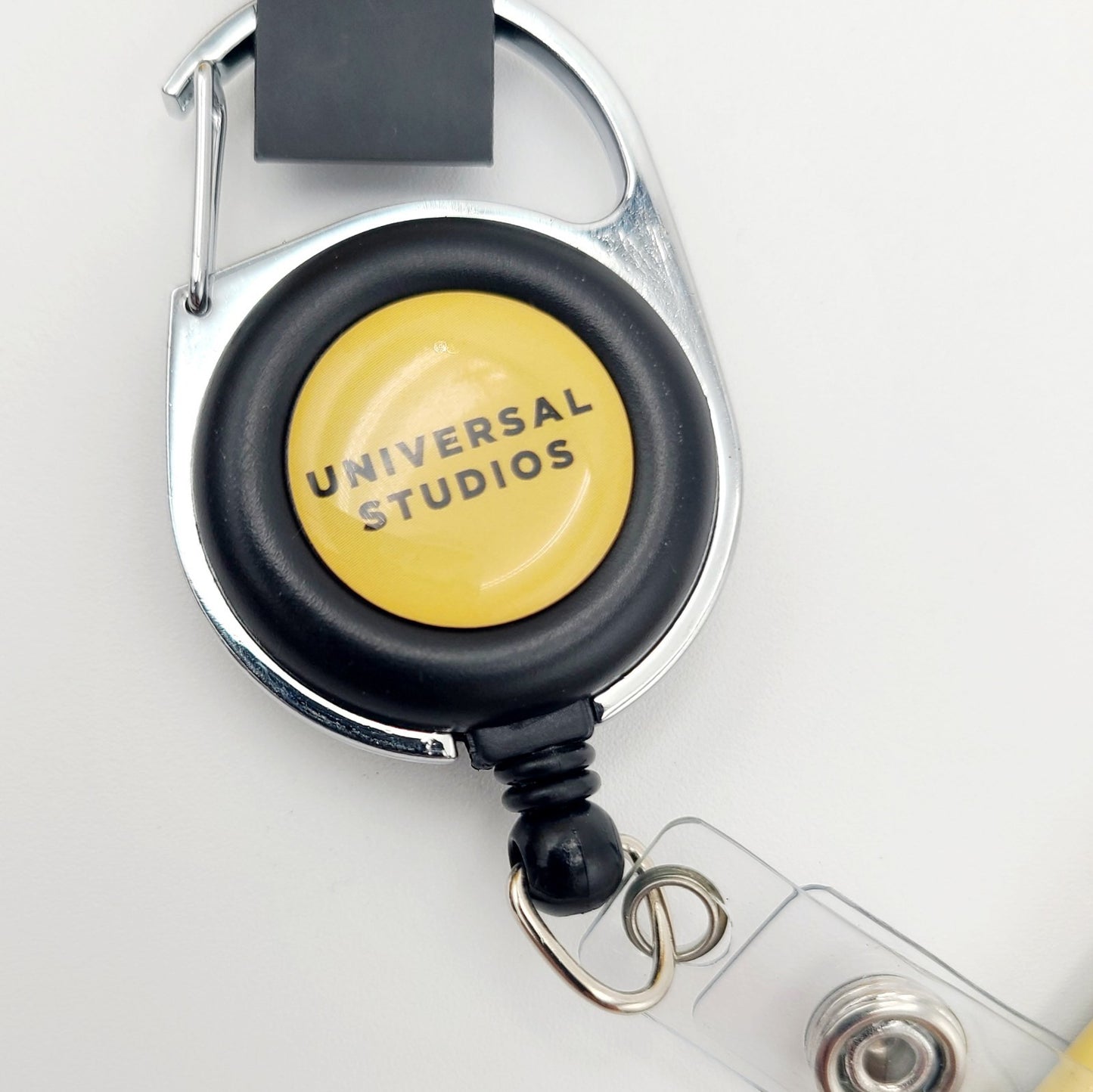 Universal Studios Exclusive Transformers Bumblebee Retractable ID Badge Reel New