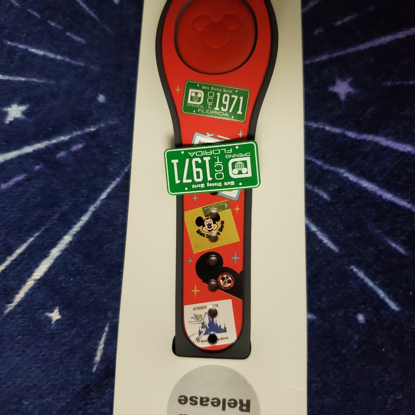 2021 Walt Disney World 50th Celebration Vault Red Magic Band WDW License Plates