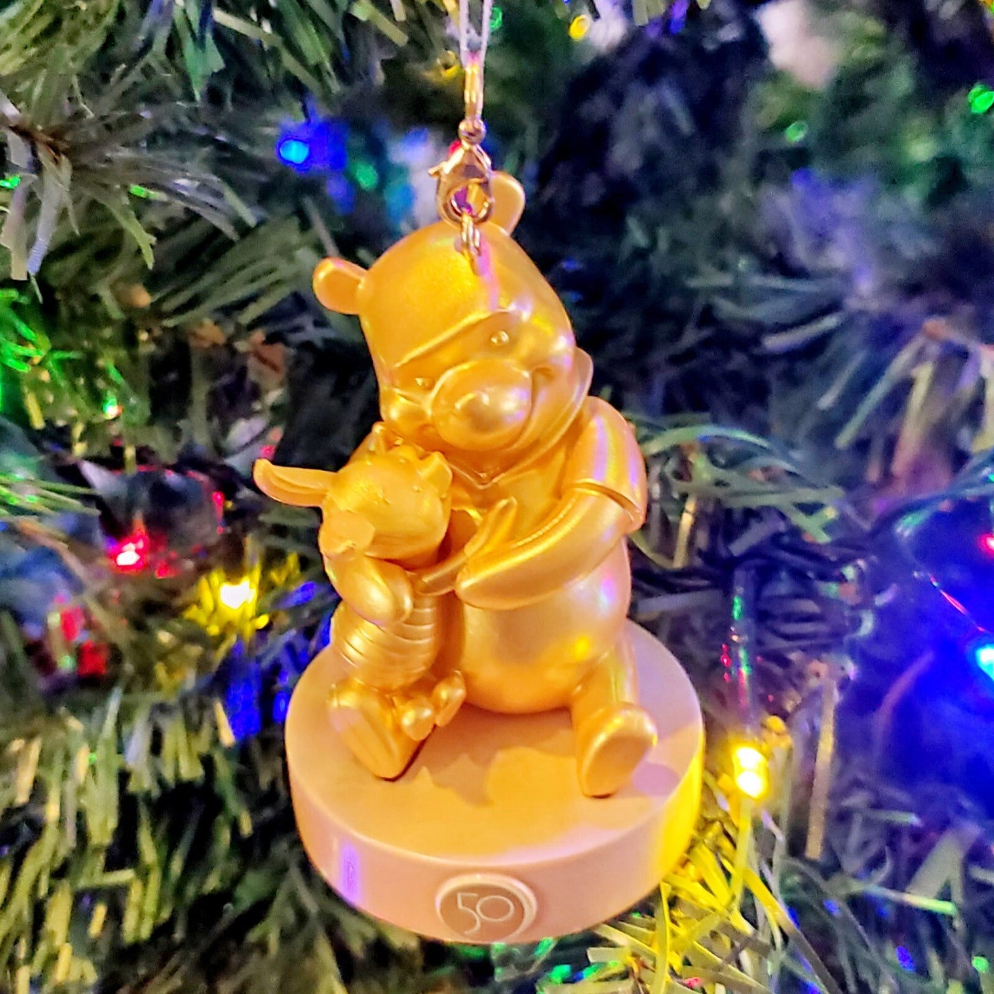 Winnie the Pooh Disney World Parks 50 Gold Character Collection Single Ornament