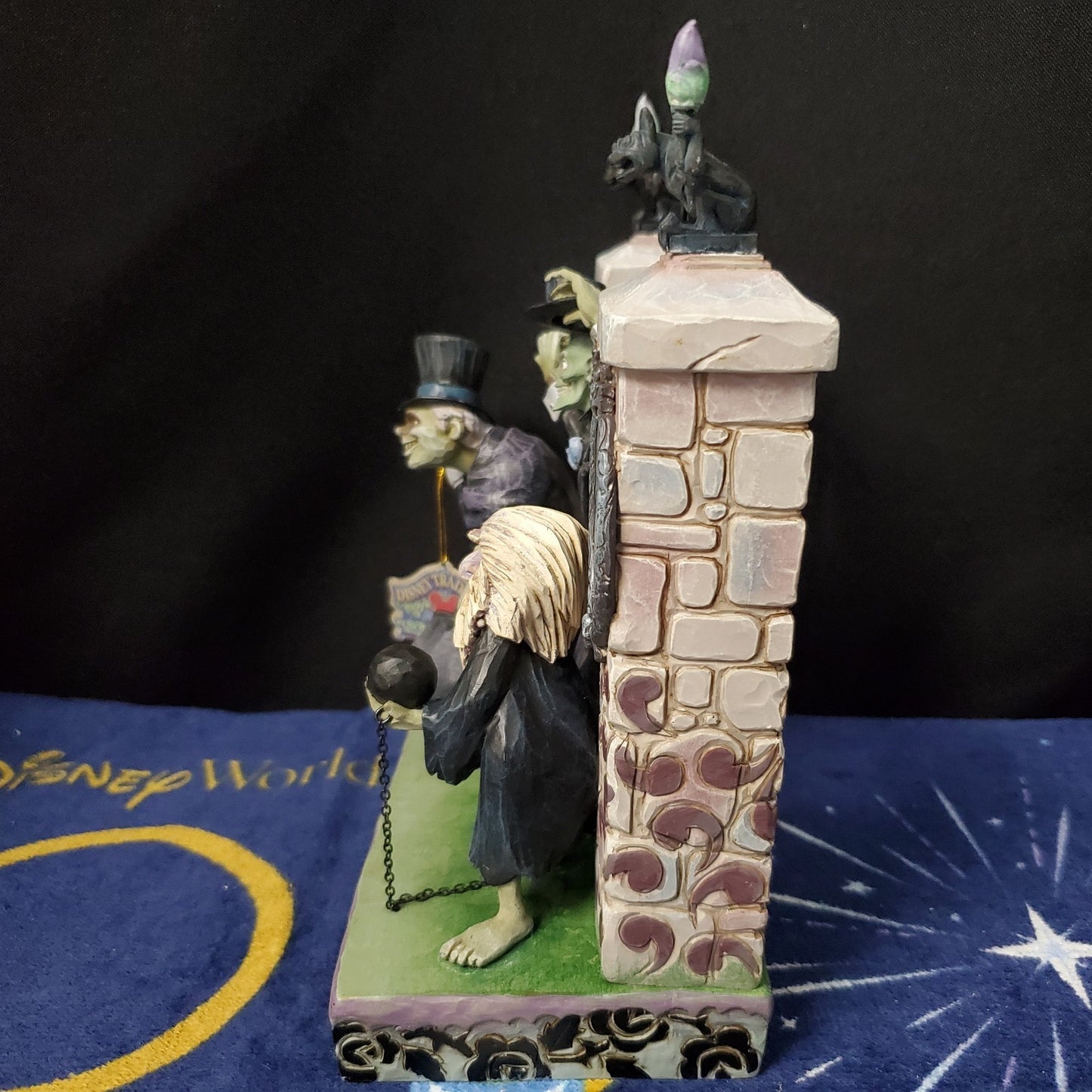 NEW Jim Shore Disney Park Traditions Haunted Mansion Hitchhiking Ghosts 4044185