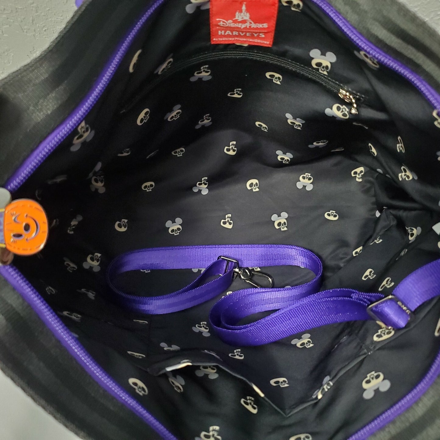 2021 Disney Parks Harveys Halloween Mickey Tote Bag Pumpkin Castle Seat Belt WDW
