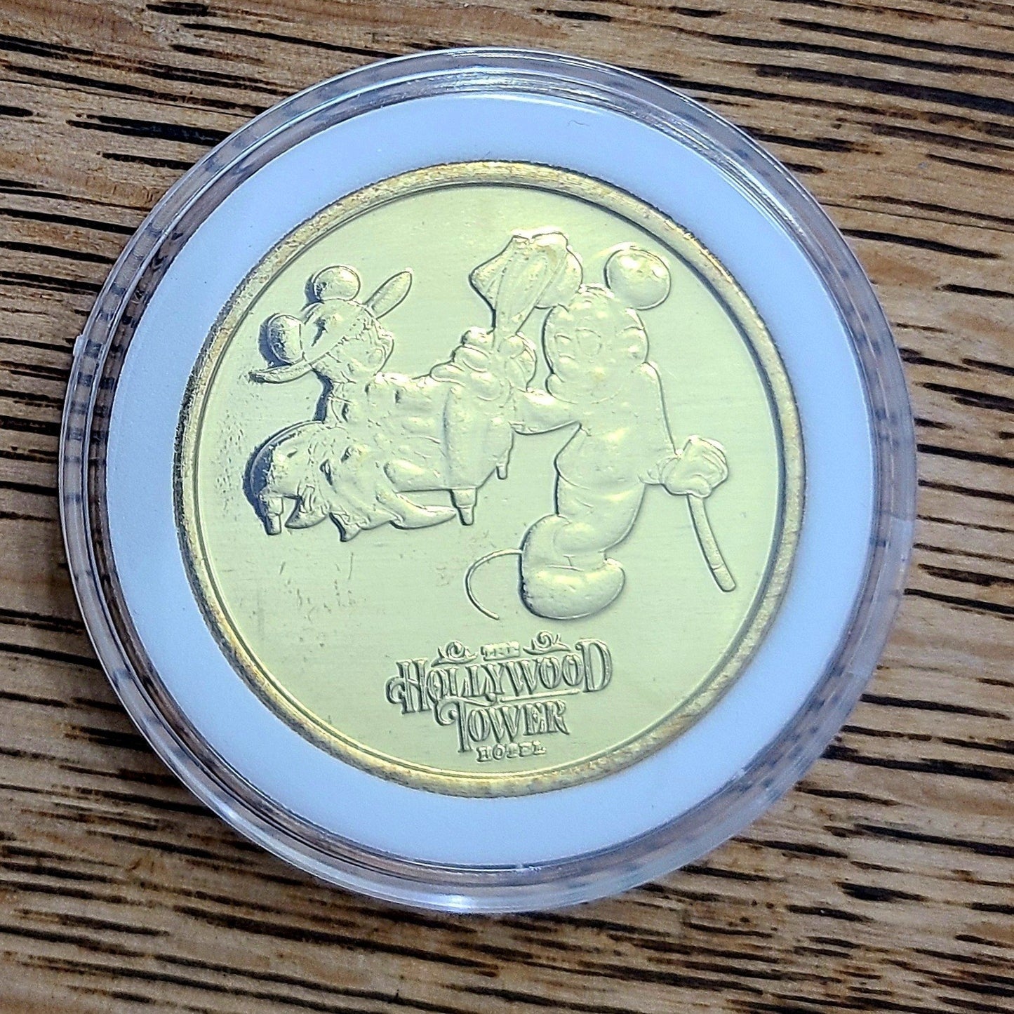 *2024 Mickey Minnie Coin* Walt Disney World Park Golden Color Metal Hollywood