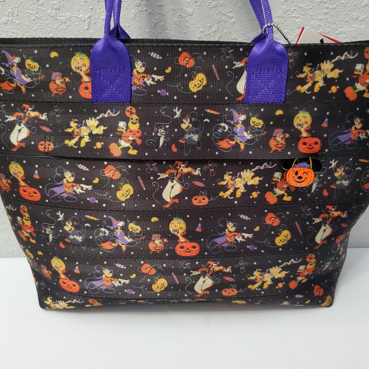 2021 Disney Parks Harveys Halloween Mickey Tote Bag Pumpkin Castle Seat Belt WDW