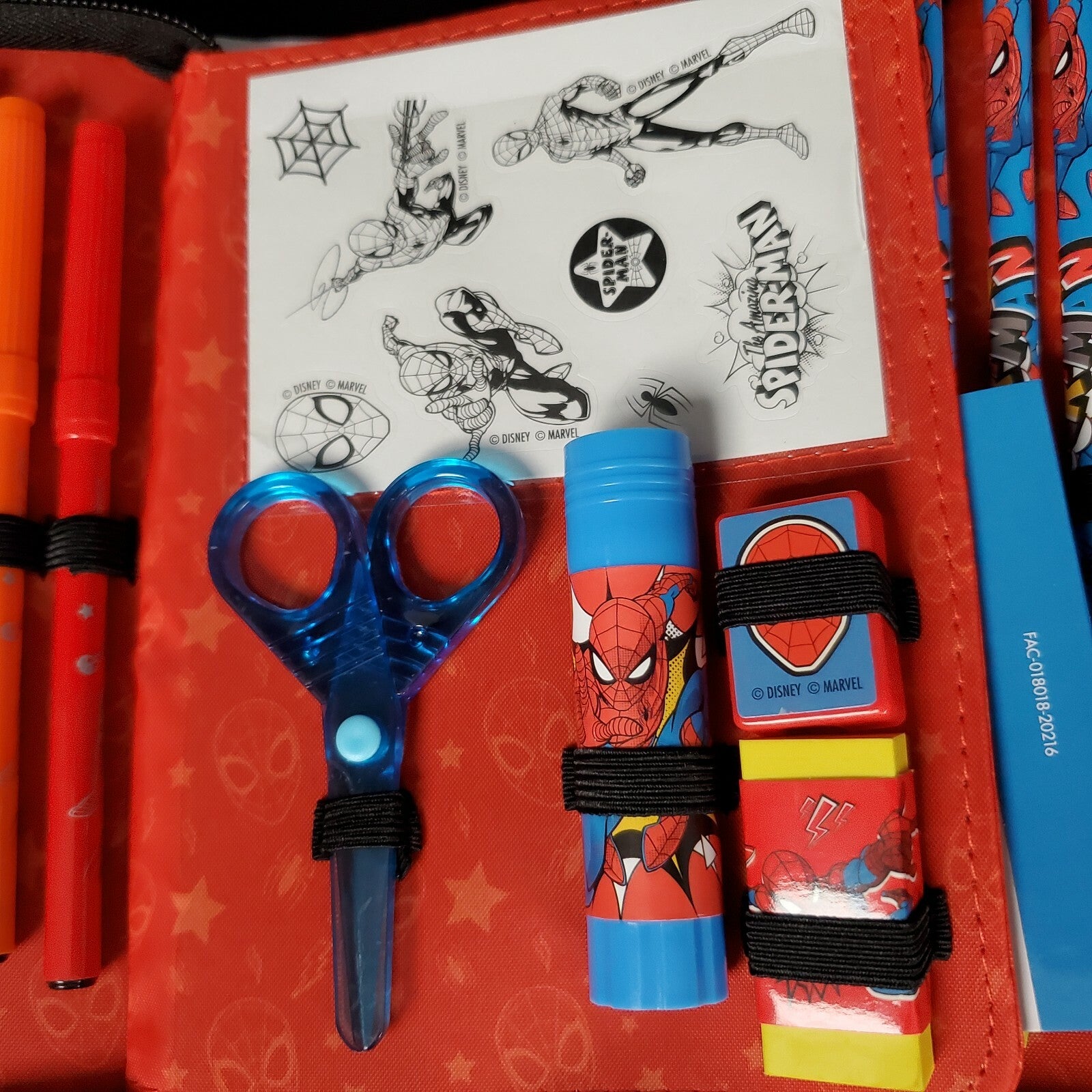 Disney Marvel Amazing Spider-Man Zip-Up Stationery Art Kit School Supplies Gift
