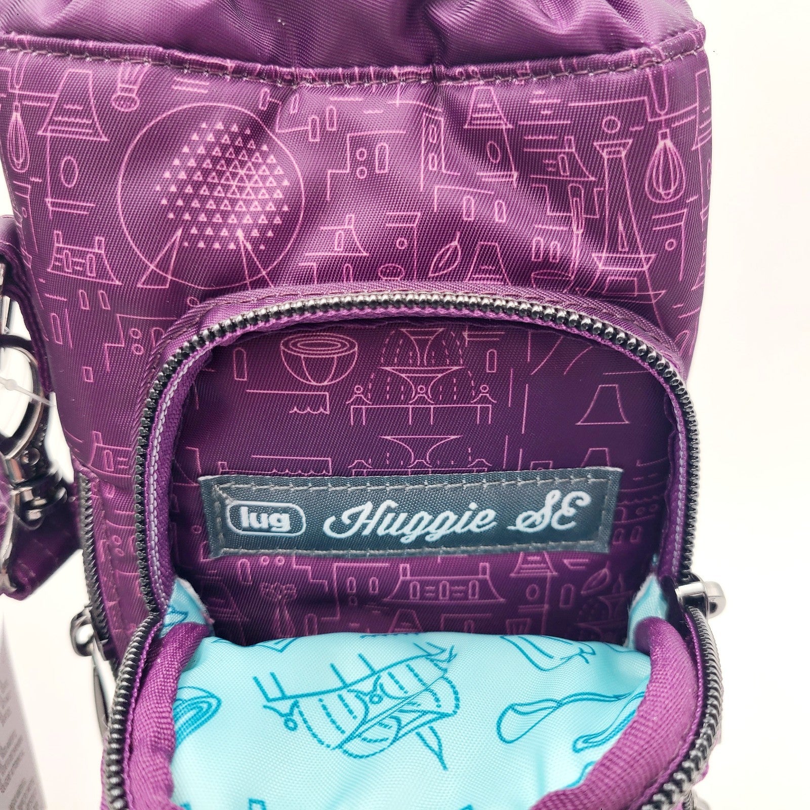 2025 Disney Parks Epcot Food & Wine Festival Remy Water Bottle Holder Lug Bag