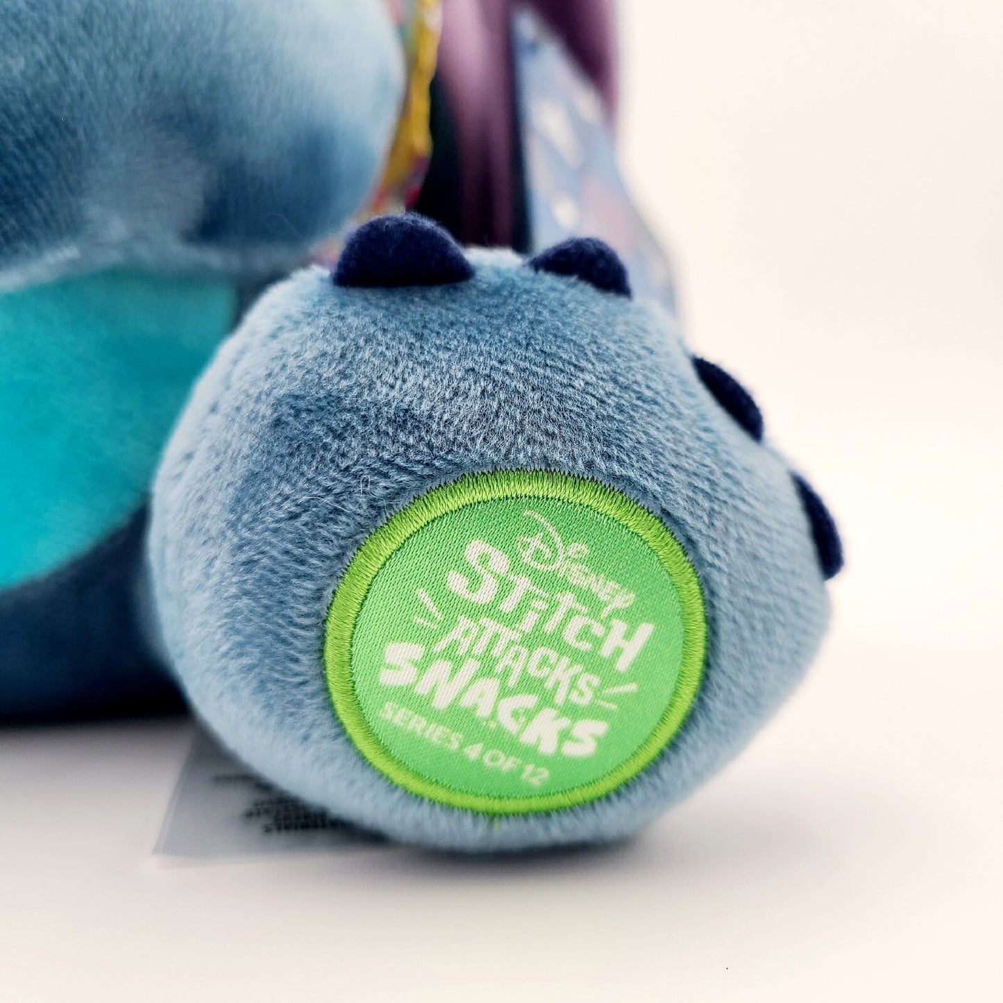2024 Disney Parks Stitch Attacks Snacks Angel & Stitch Plush & Pin Lollipop SET