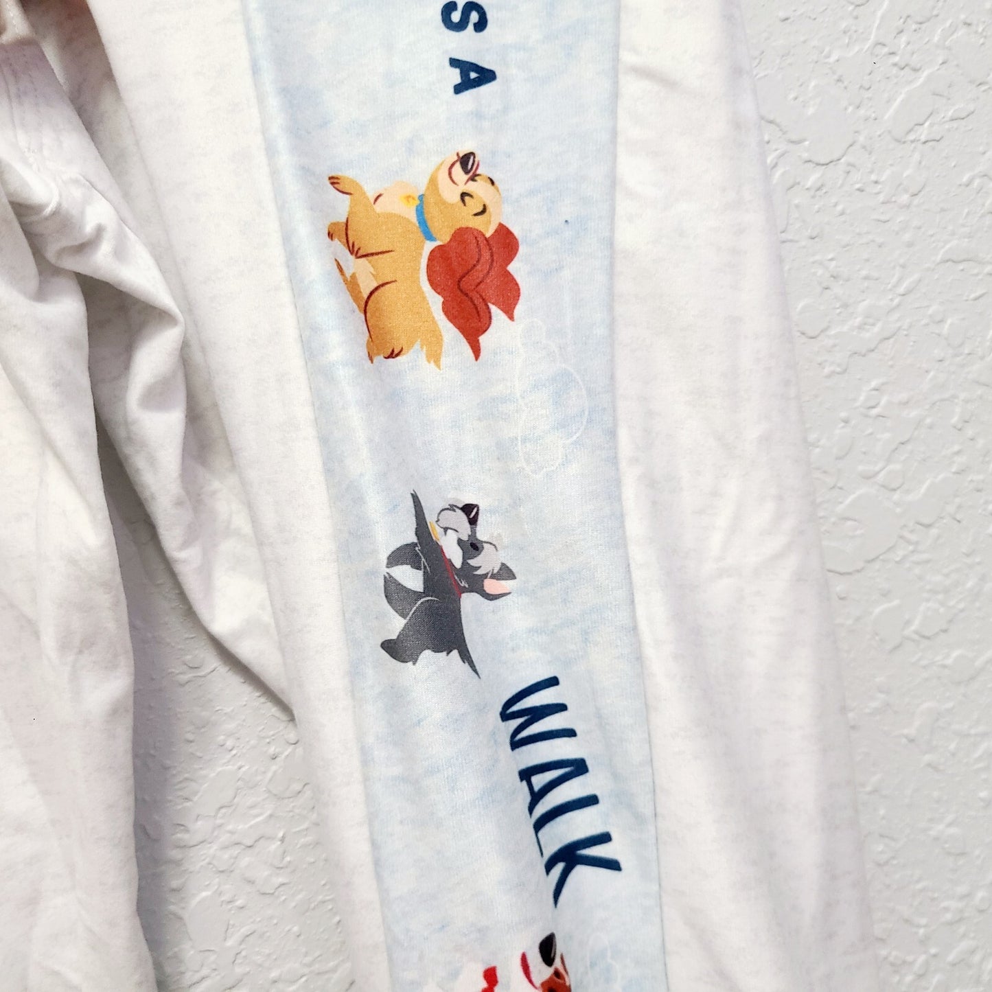 LARGE Walt Disney World Dogs Leggings Life Is A Walk in the Park Women Pluto NEW