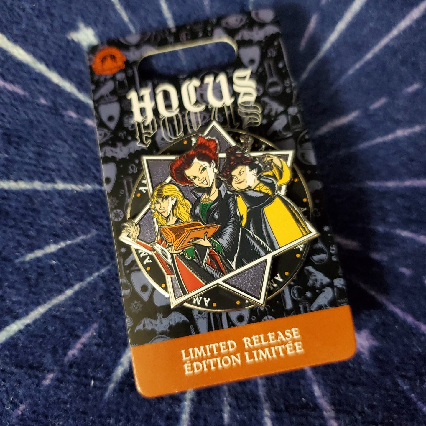 2022 Disney Parks Hocus Pocus Amuck Sanderson Sisters Halloween LR Spinner Pin