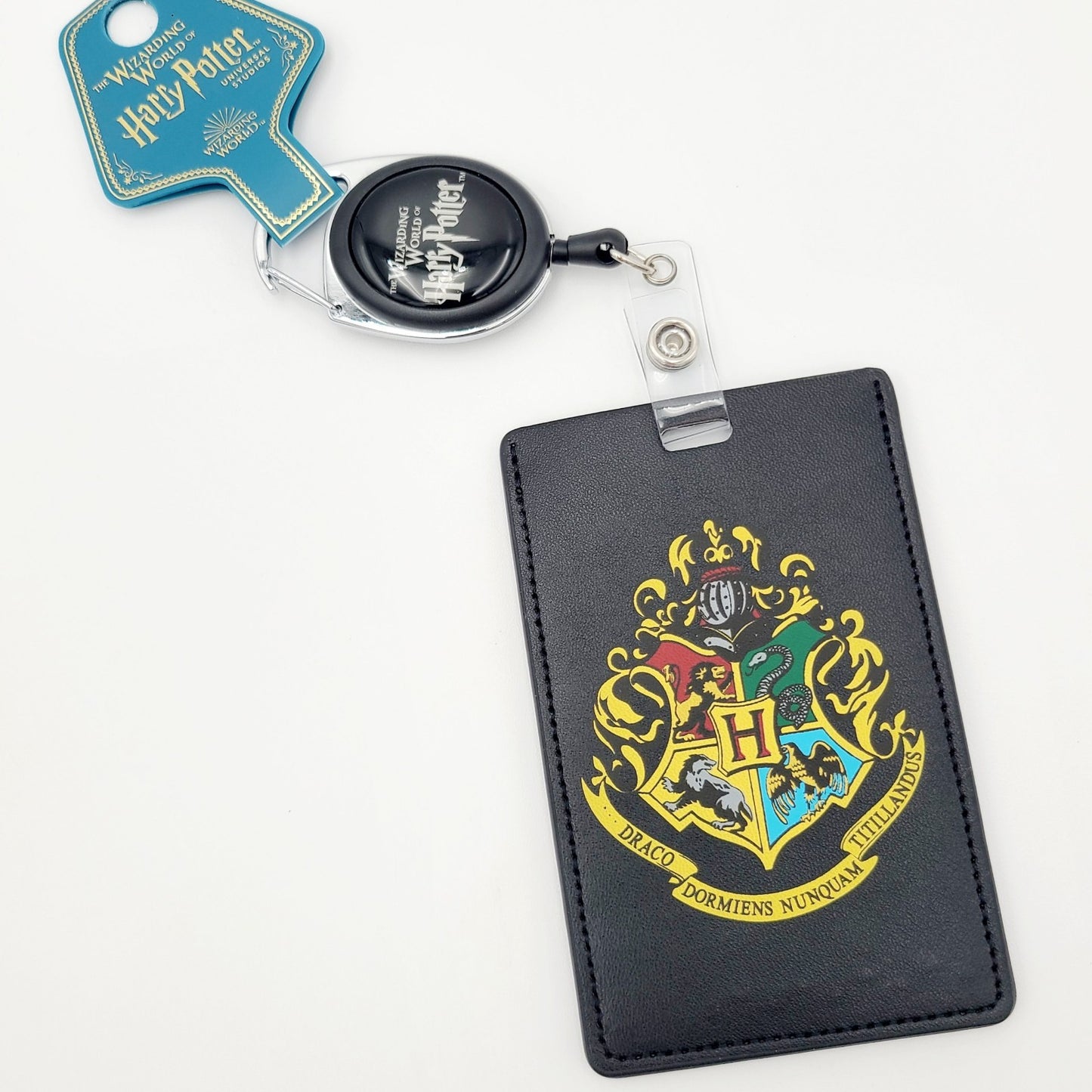 Universal Studios Wizarding World Harry Potter Retractable ID Badge Holder NEW