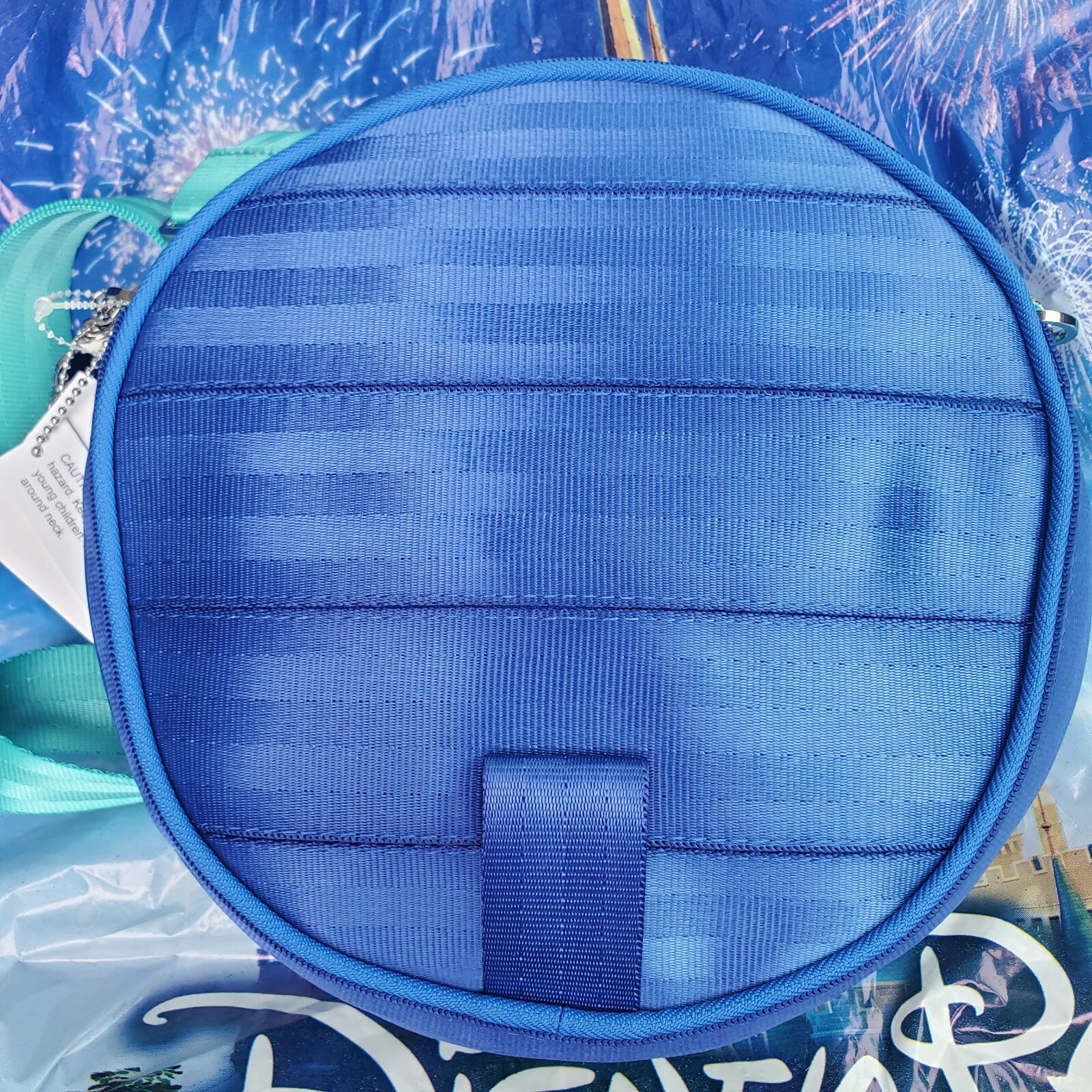 Disney Harvey’s Play in Park Crossbody Purse Bag Mickey Magic Kingdom Seat Belt