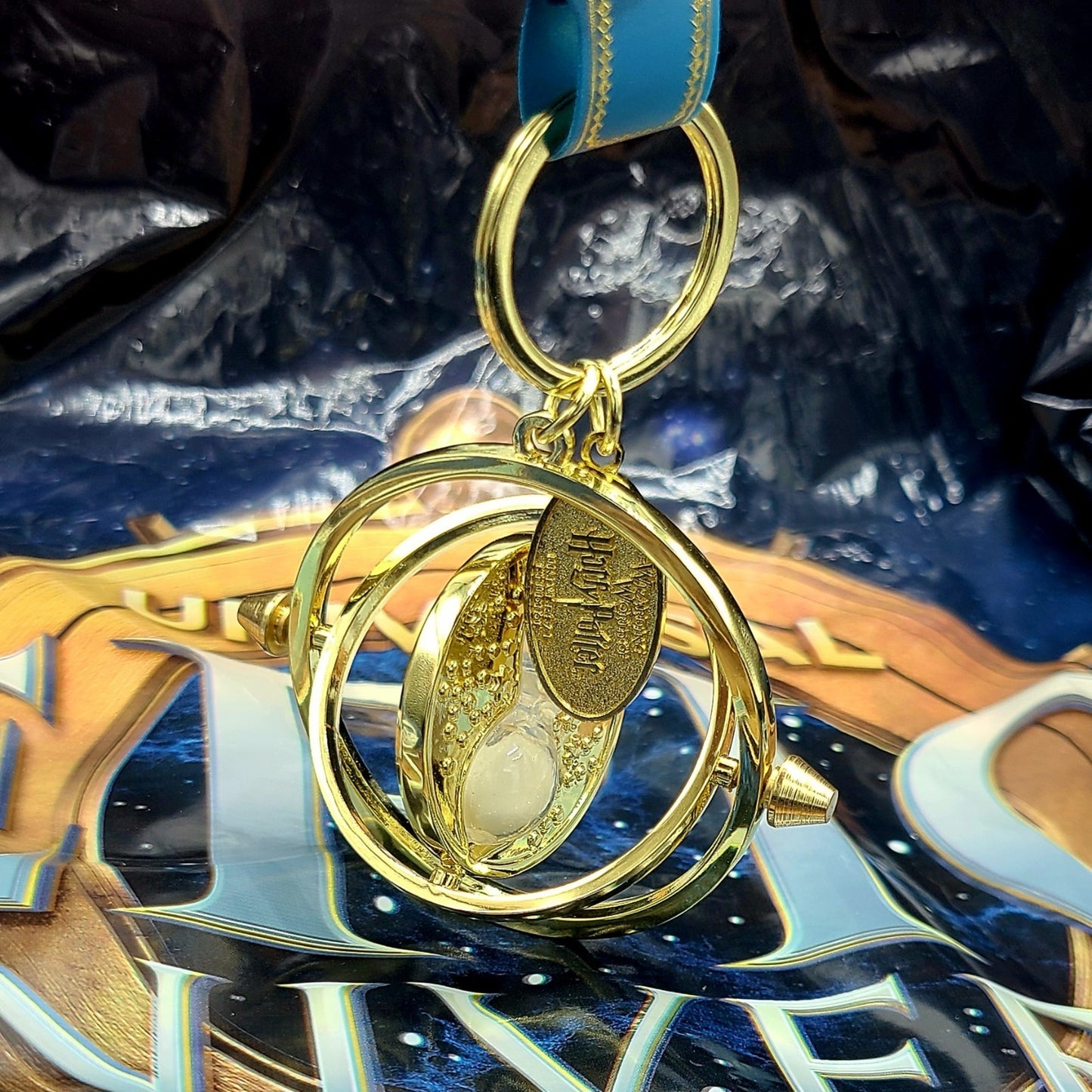 EPIC Universe Universal Harry Potter Ministry Of Magic Time Turner Keychain NEW
