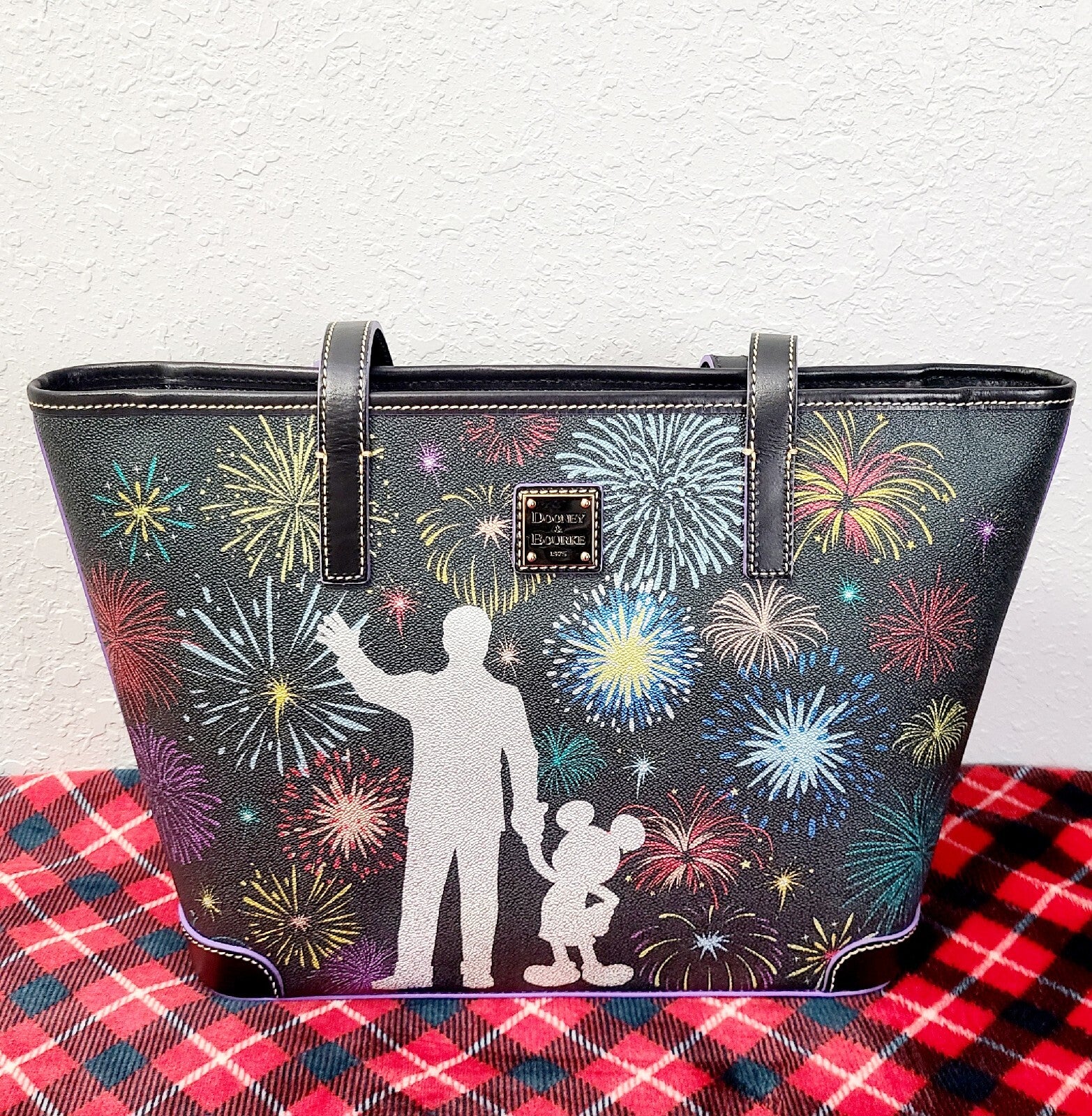 2023 Disney Park 100 Finale Dooney Bourke Partners Mickey Walt Firework Bag Tote
