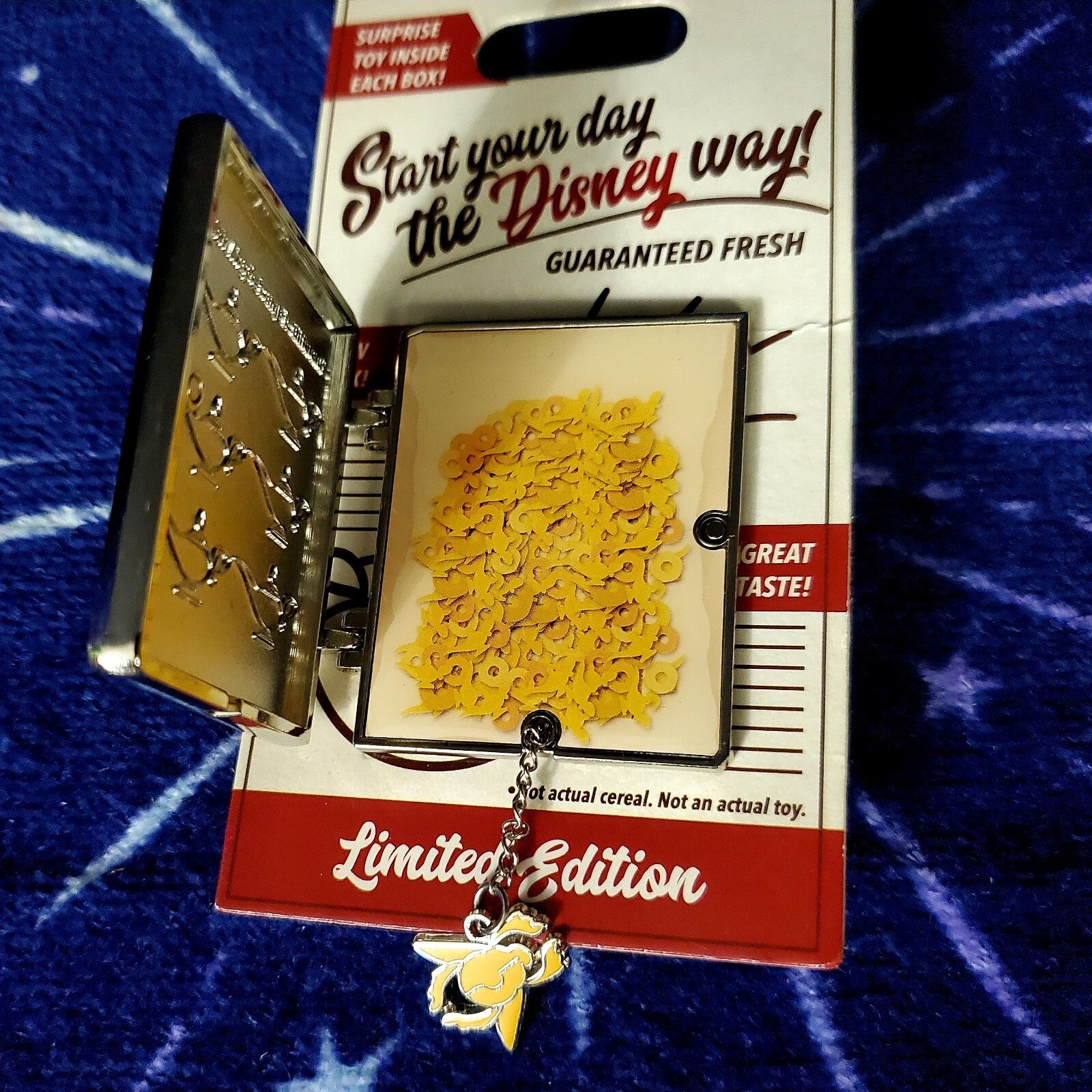 Disney Parks Aladdin Cereal Boxes Pin Genie Magic Lamp Loops Limited Edition NEW