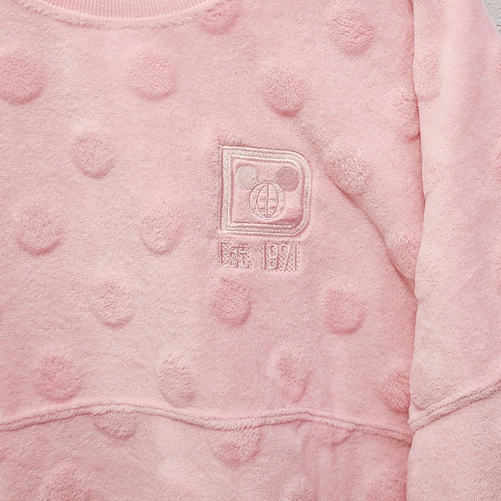 LARGE Walt Disney World Park 2022 Pale Pink Fuzzy Mickey Mouse Ear Spirit Jersey