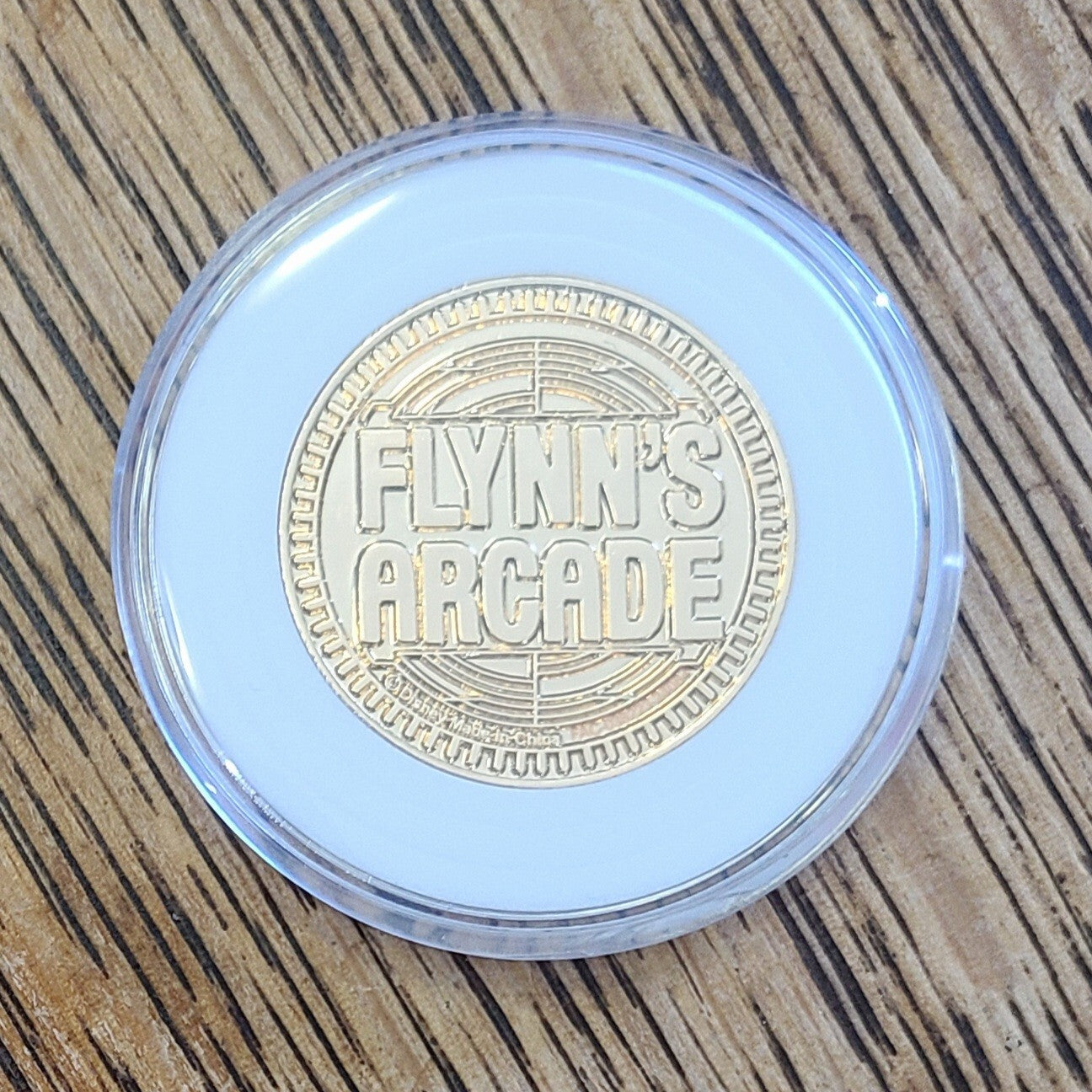 Tron Space Paranoids Coin Disney Park Flynns Arcade Golden Color Metal Medallion