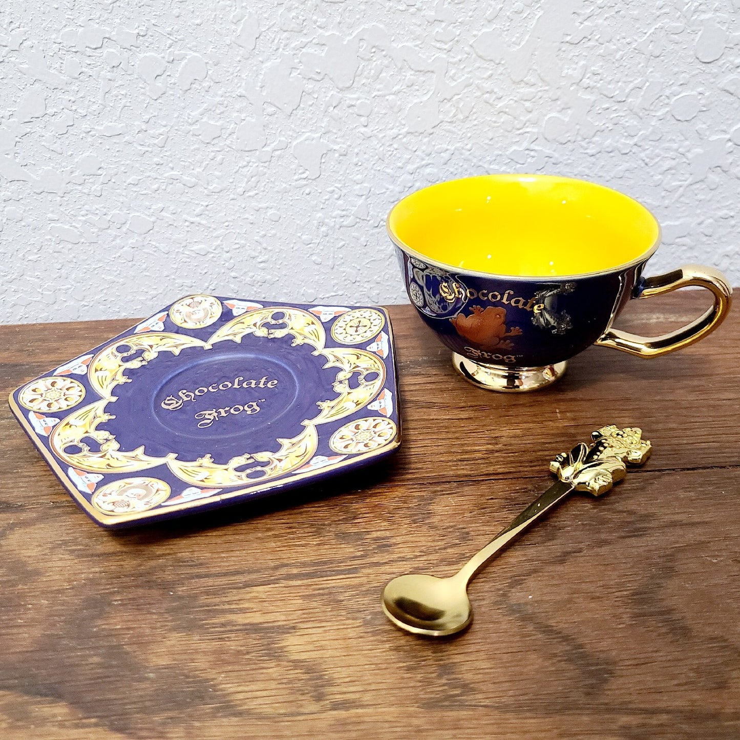 *Chocolate Frog 3 Piece Tea Set* Universal Studios Harry Potter Wizarding World