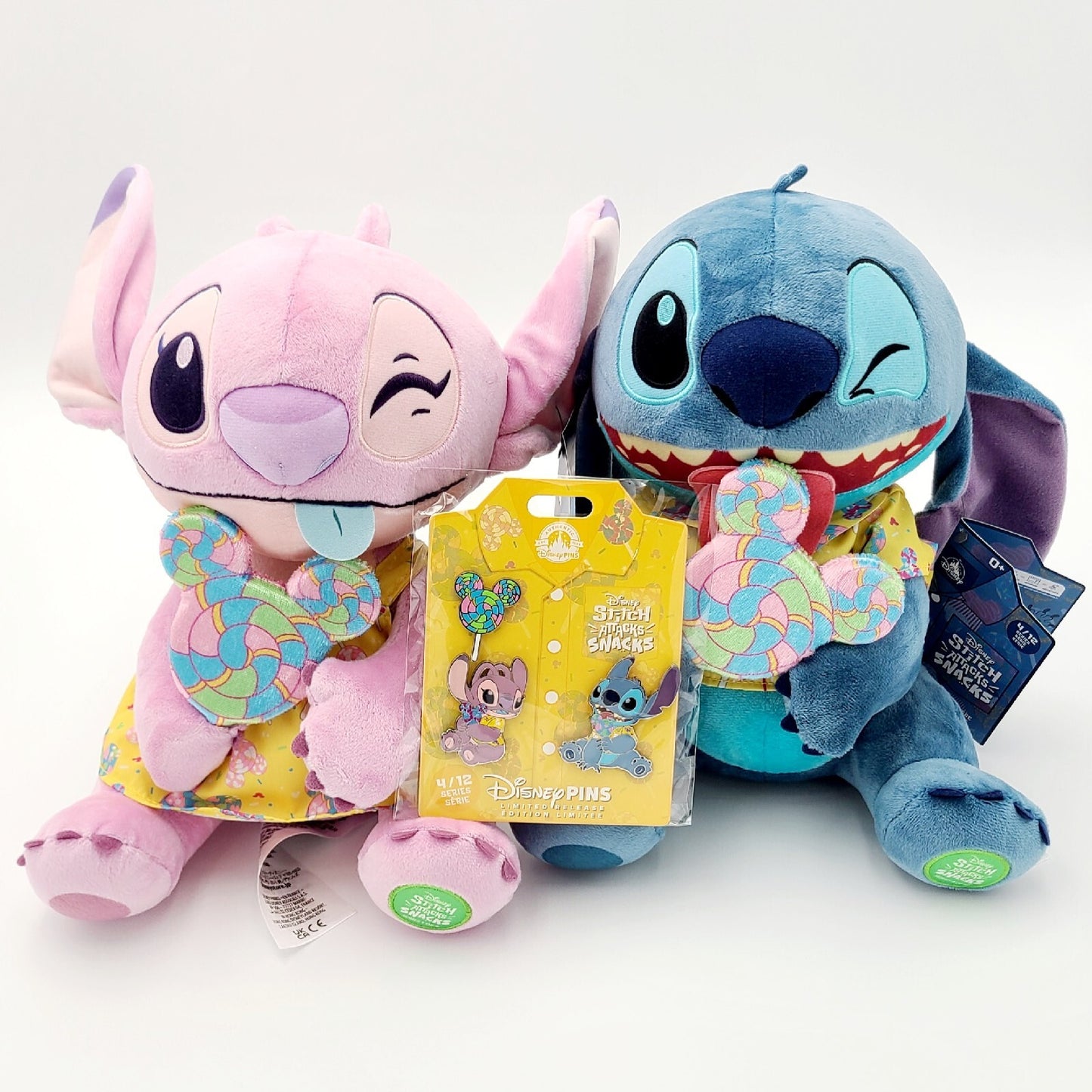 2024 Disney Parks Stitch Attacks Snacks Angel & Stitch Plush & Pin Lollipop SET