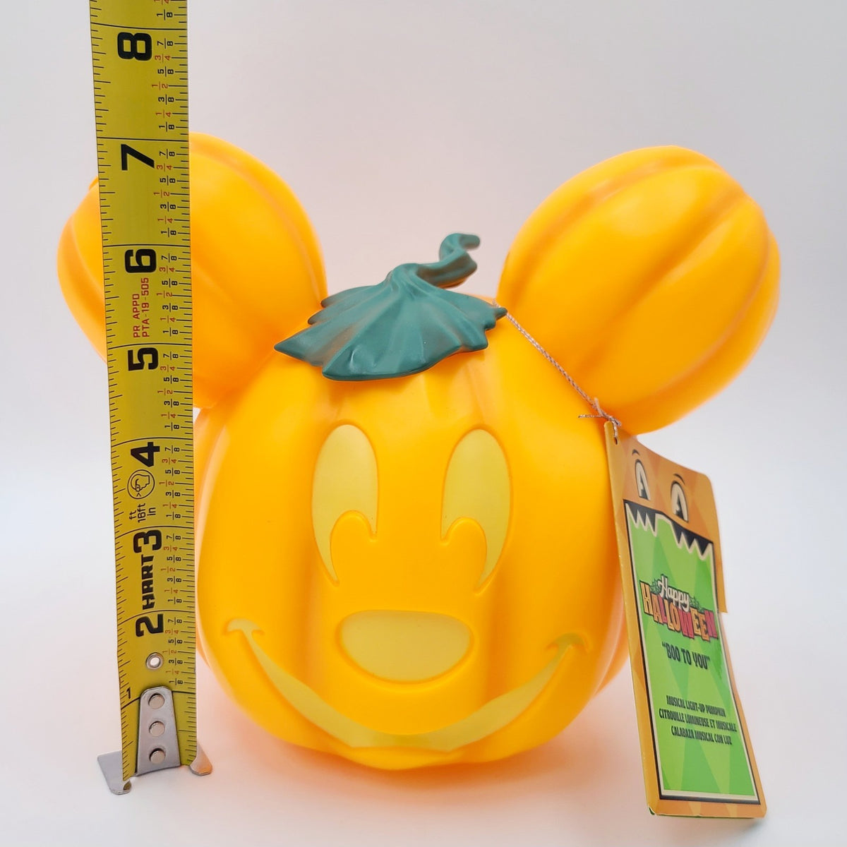 *Mickey Pumpkin* 2026 Disney Park Halloween Light-Up Singing Boo To You Figure