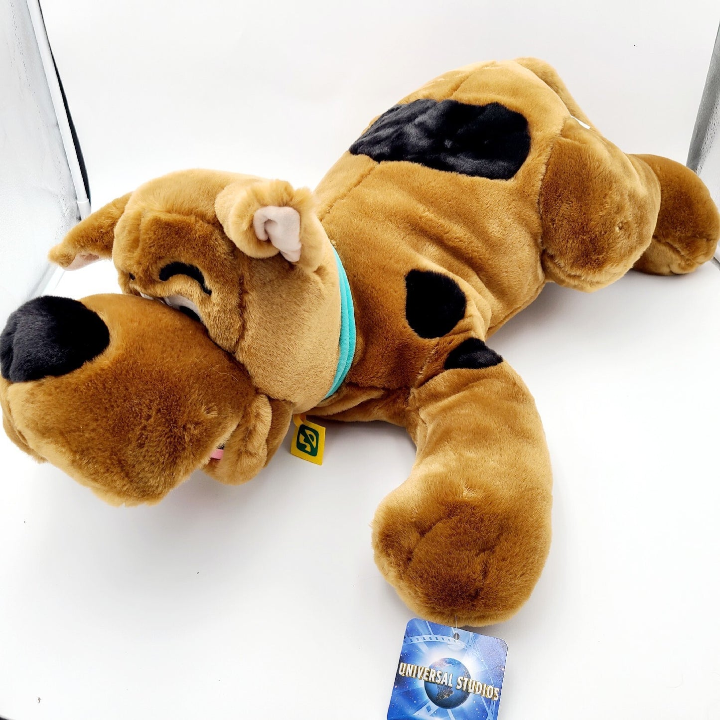 *Large Scooby-Doo Plush* Universal Studios Orlando Florida Dog Cuddleez NEW NWT