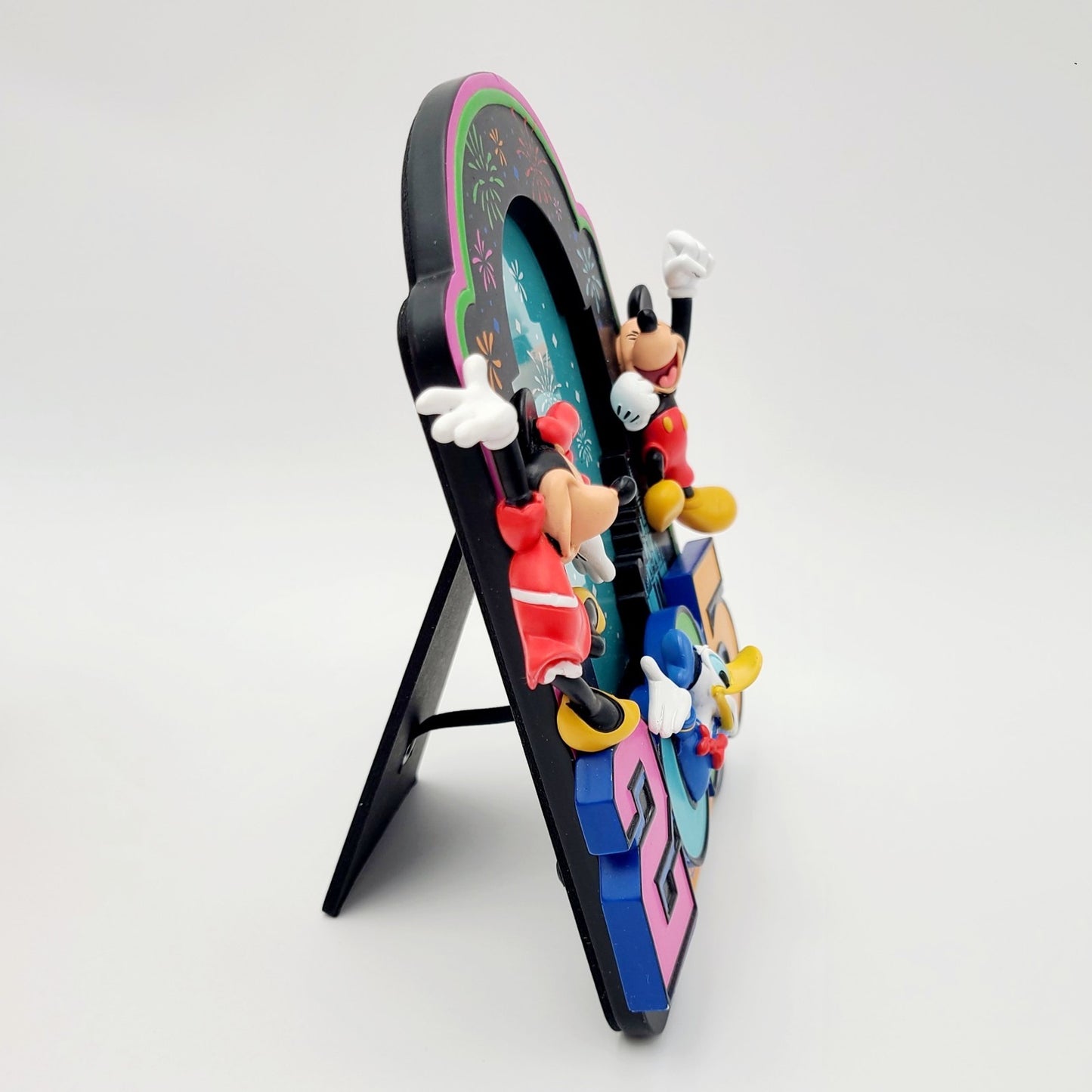 Walt Disney World Parks 2025 Mickey Minnie Mouse Donald Photo 4x6 Picture Frame