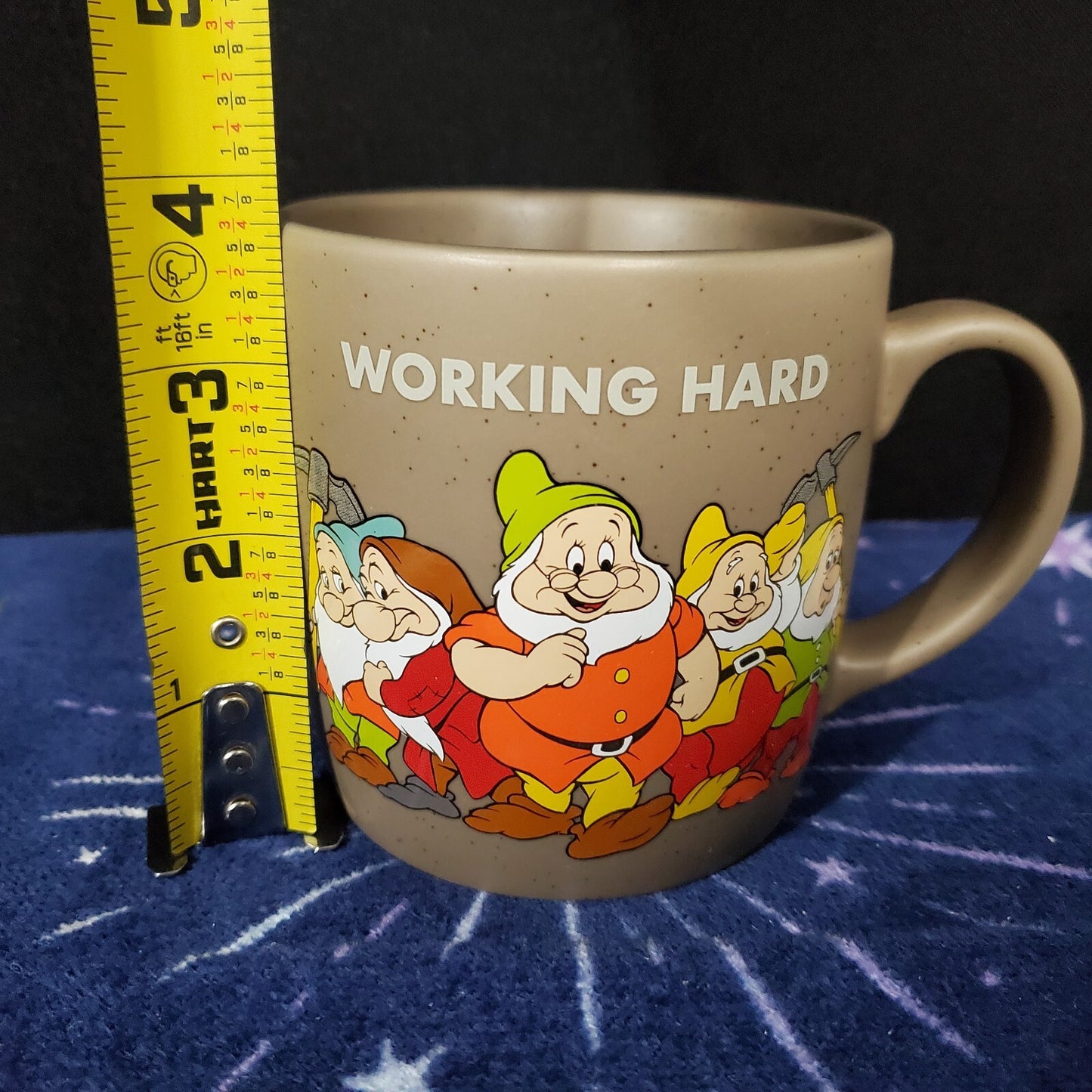 Disney Seven Dwarfs Working Hard Hardly Working Snow White Ceramic Coffee Mug