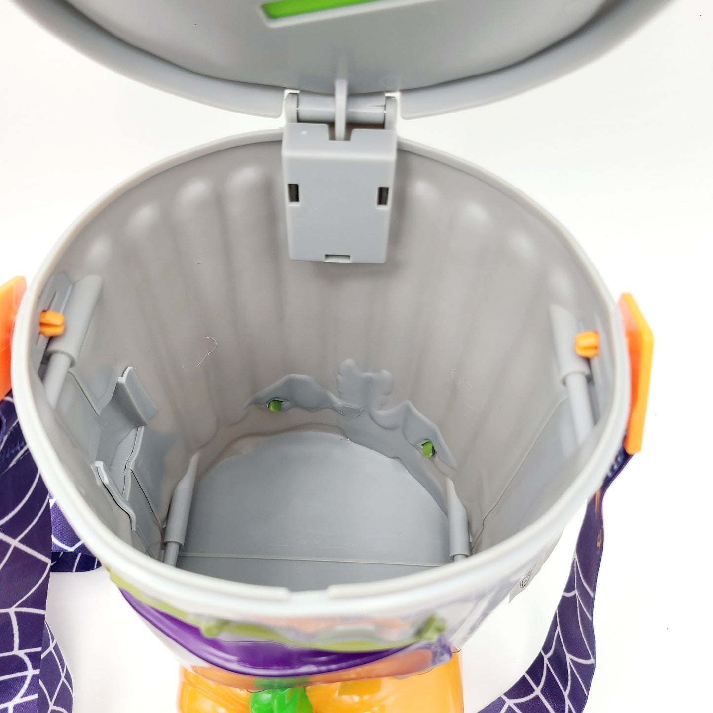 2025 Sea World Park Halloween Spooktacular Oscar the Grouch Popcorn BOO Bucket