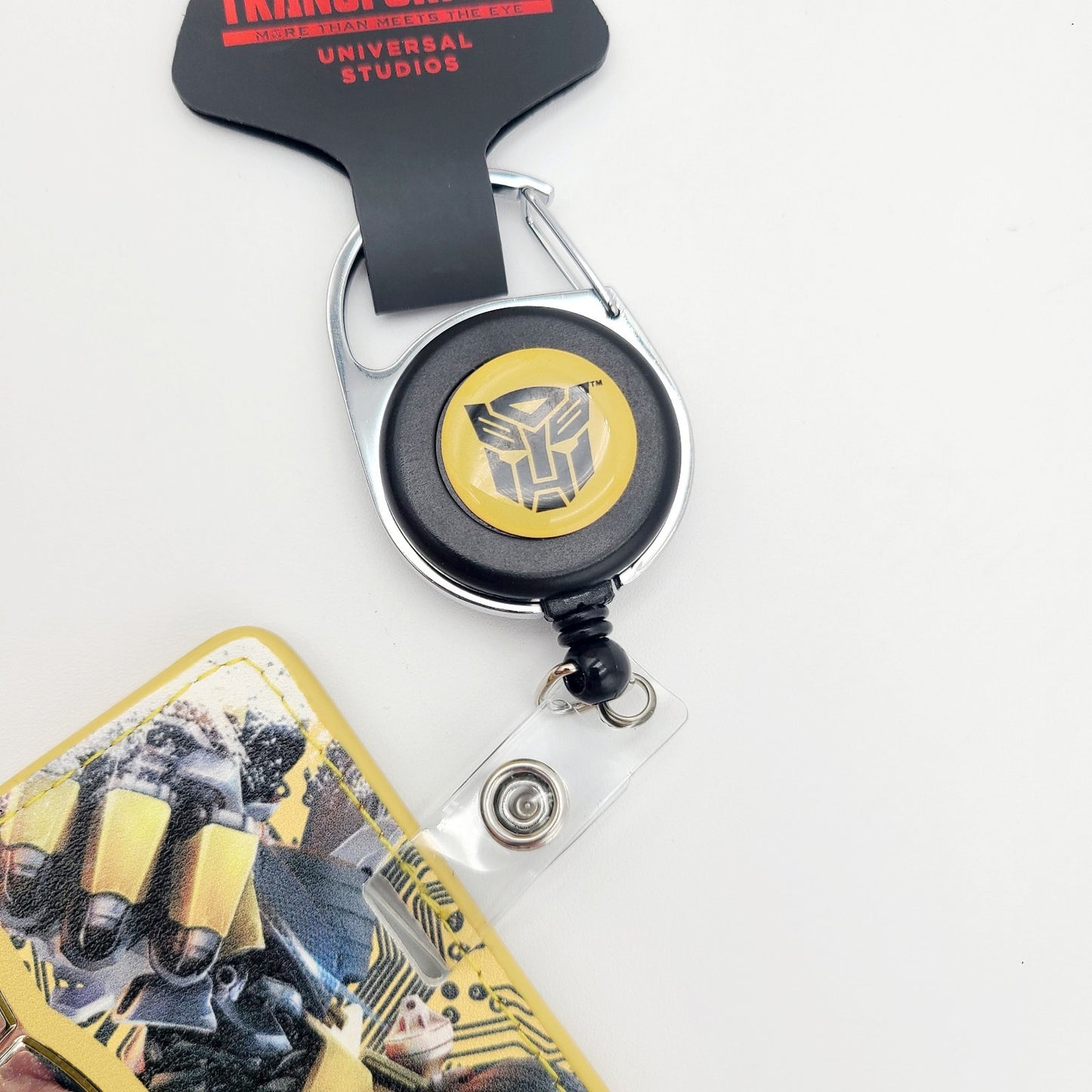 Universal Studios Exclusive Transformers Bumblebee Retractable ID Badge Reel New