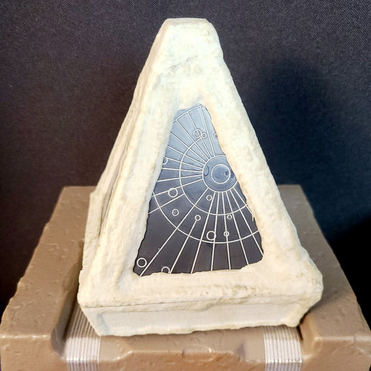 2023 Disney Parks Star Wars Galaxy’s Edge Sith LIGHT White Wayfinder Dok Ondar’s